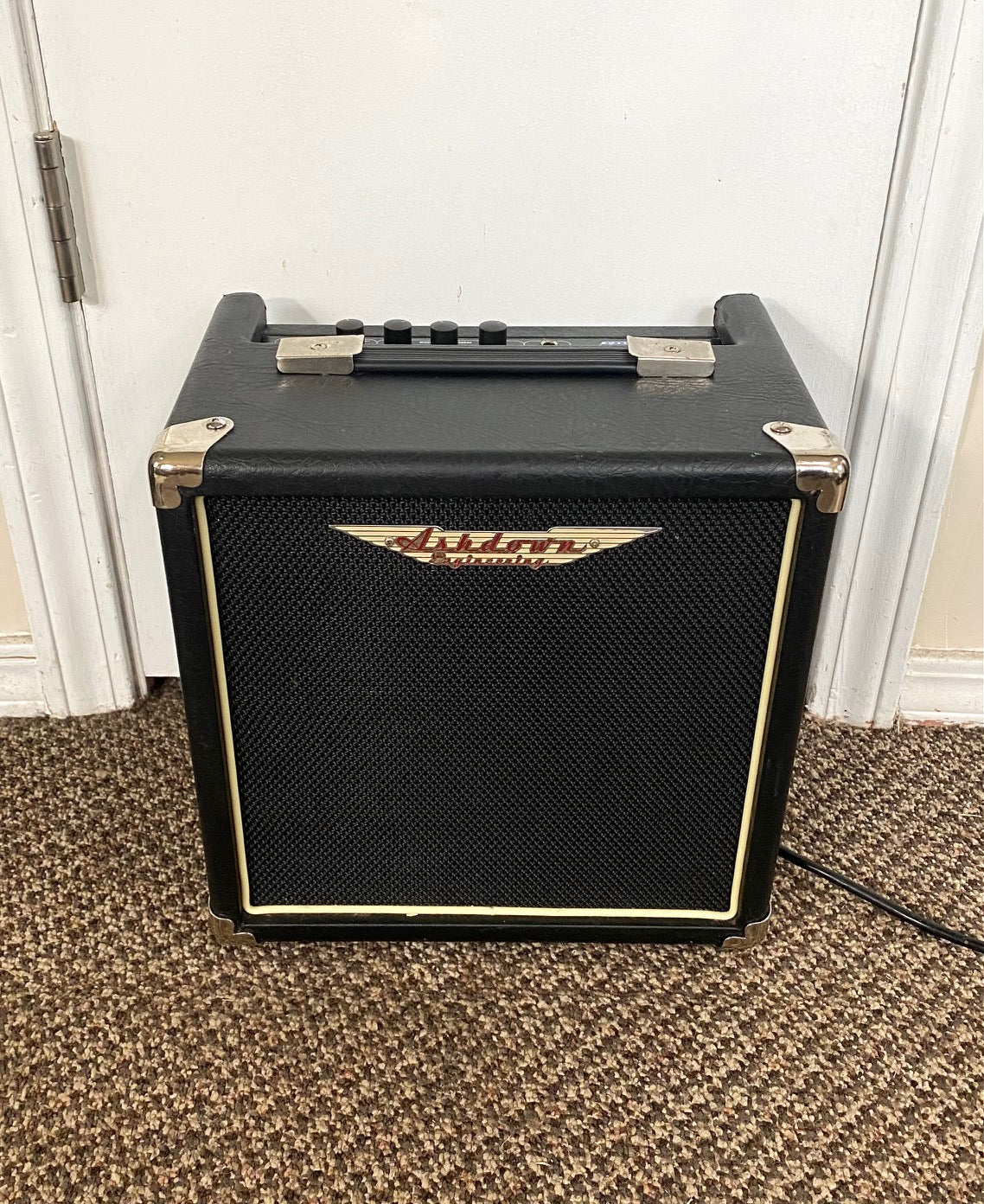 Ashdown Tourbus 15 Electric Bass Amplifier