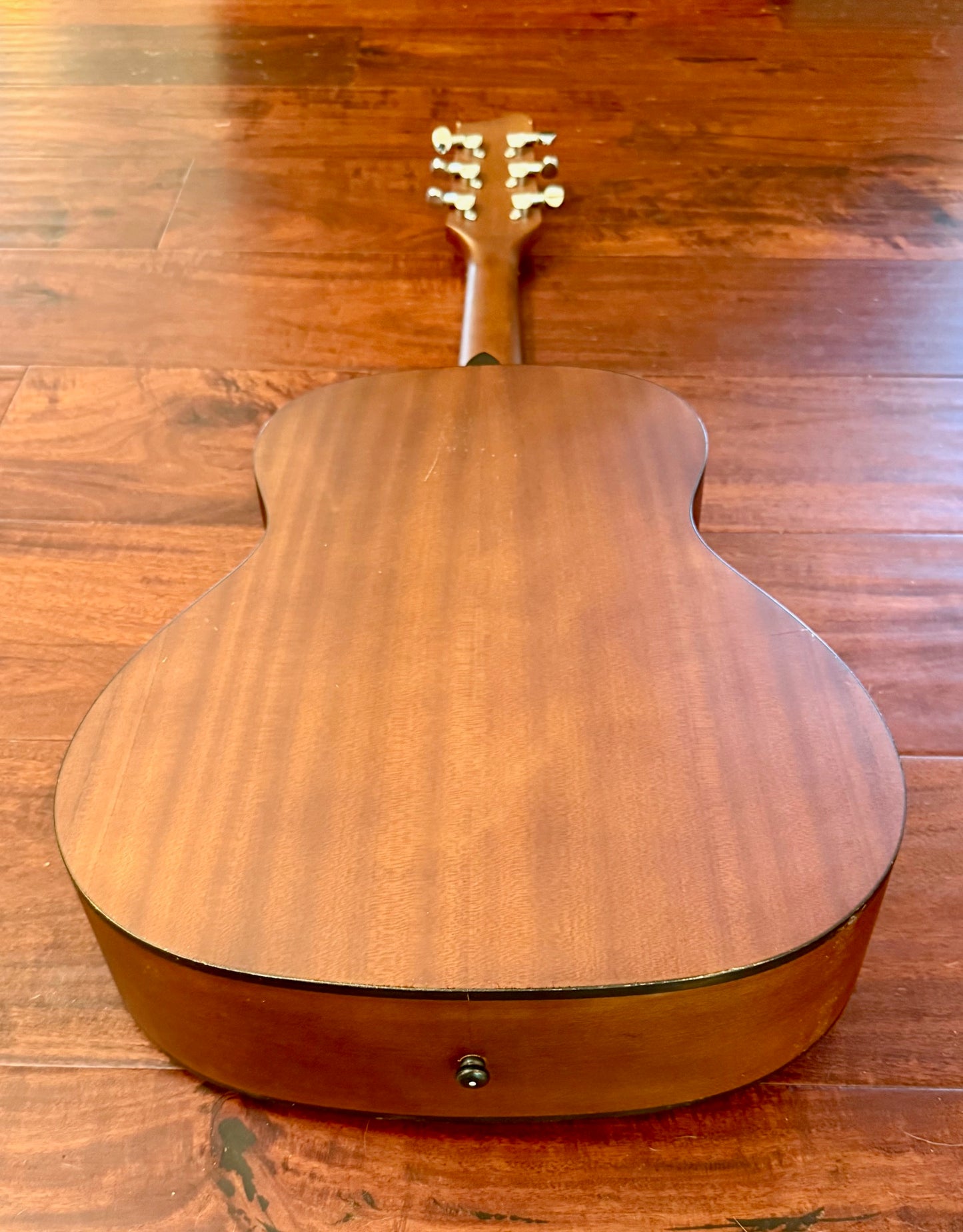Tacoma Olympia OP-2, 3/4 Size Acoustic Guitar