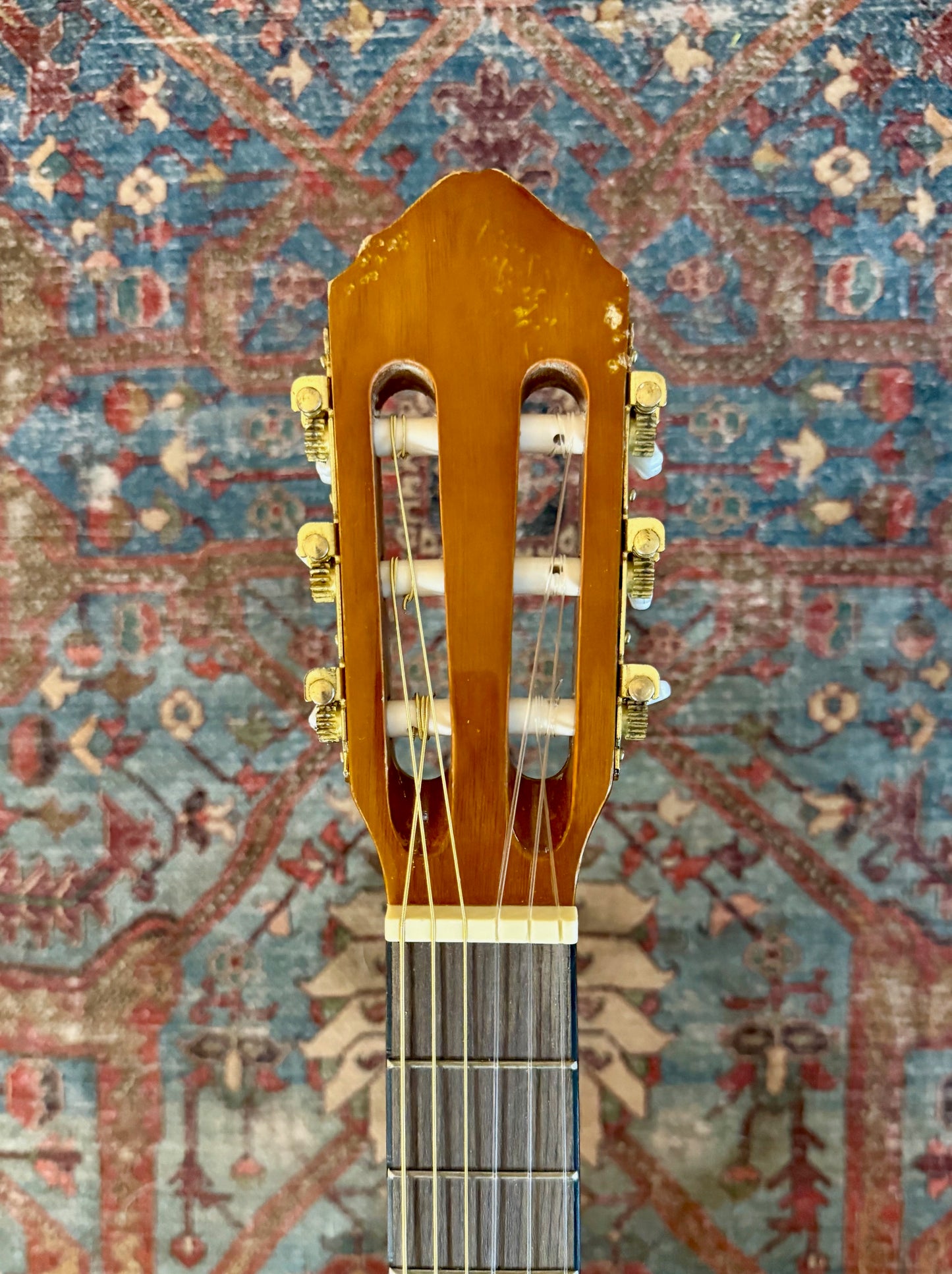 Laurel Canyon LN-50 1/2 Size Classical Acoustic Guitar