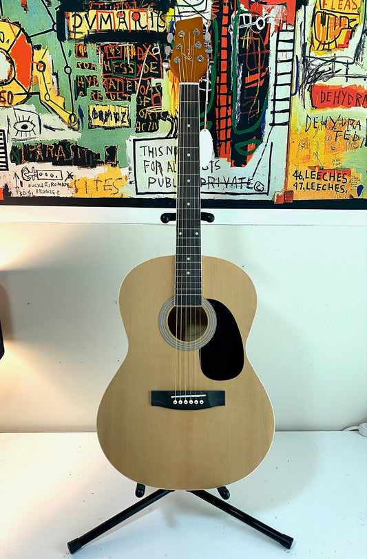 NEW Kona K394D Acoustic RH Guitar with Gig Bag & Extras