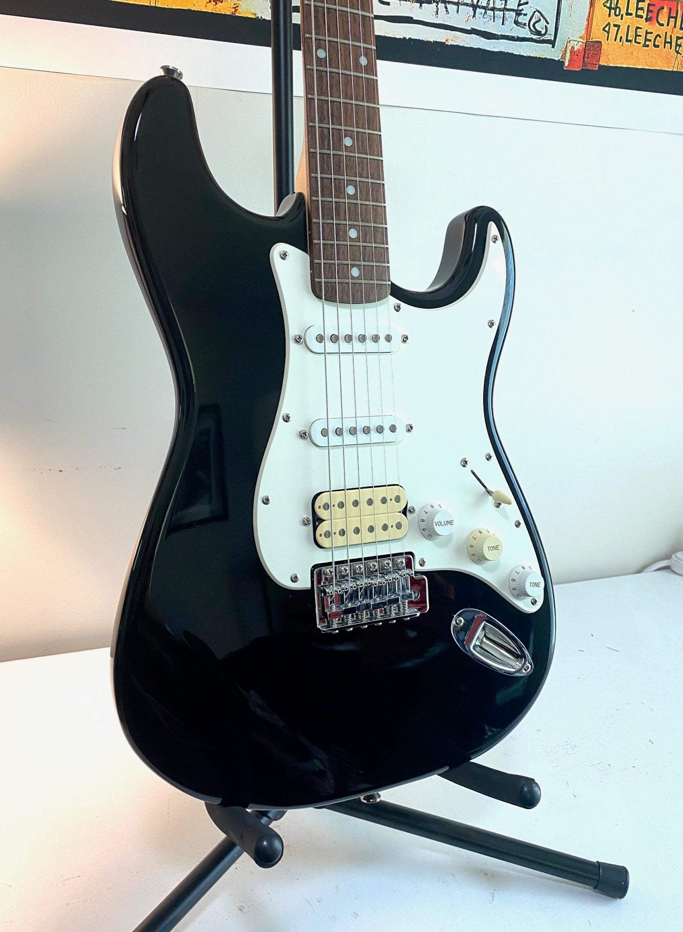 Fender Squier 2005 HSS Affinity Stratocaster Electric Guitar