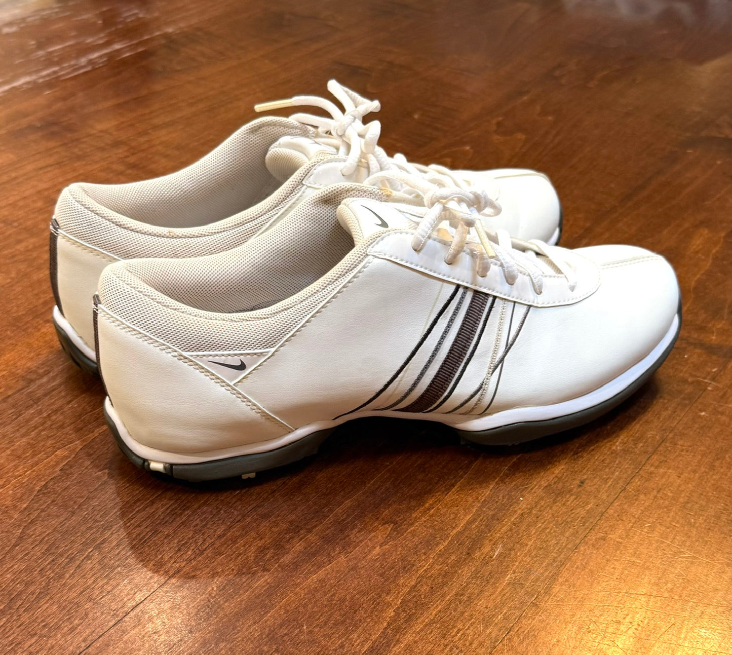 Womens Nike Delight V Golf Shoes Size 7