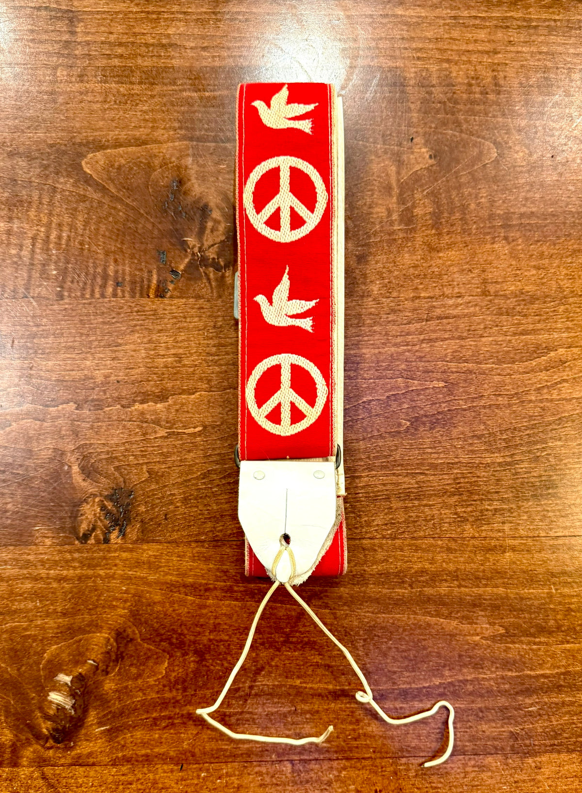 RARE Vintage Red ACE 1960's Peace & Doves Guitar Strap