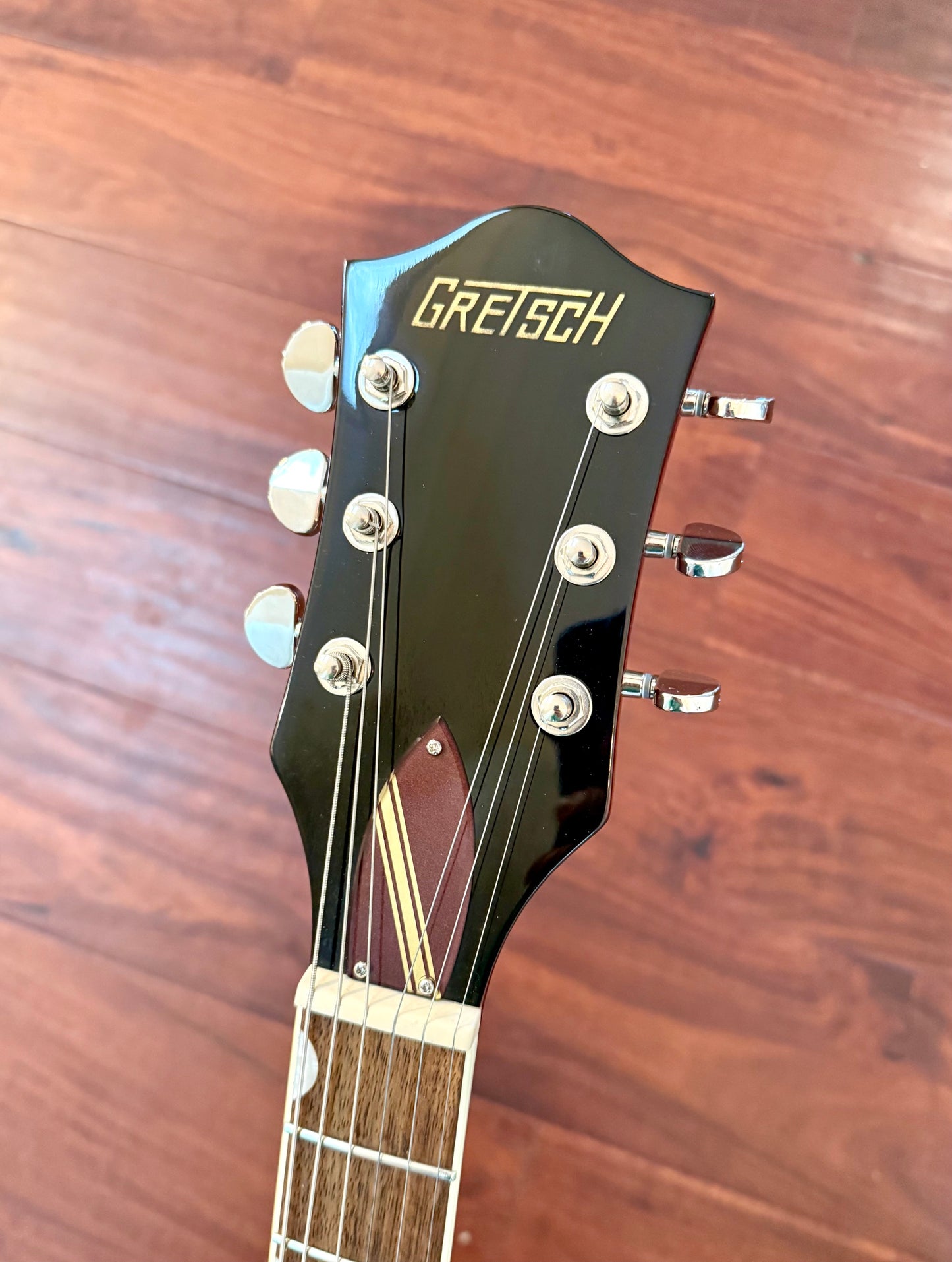 LIKE NEW Gretsch G2604T Streamliner Rally II Center Block Double-Cut W/Gig Bag