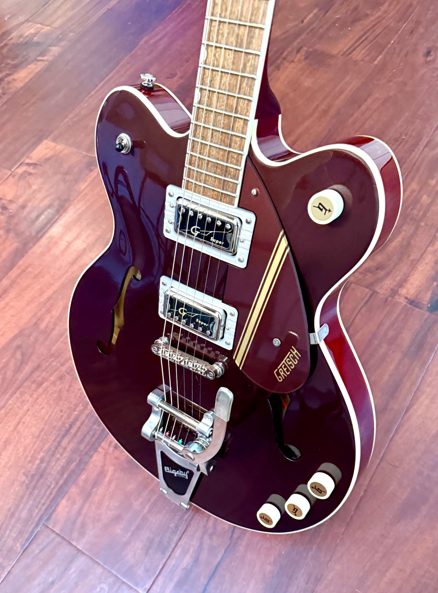 LIKE NEW Gretsch G2604T Streamliner Rally II Center Block Double-Cut W/Gig Bag