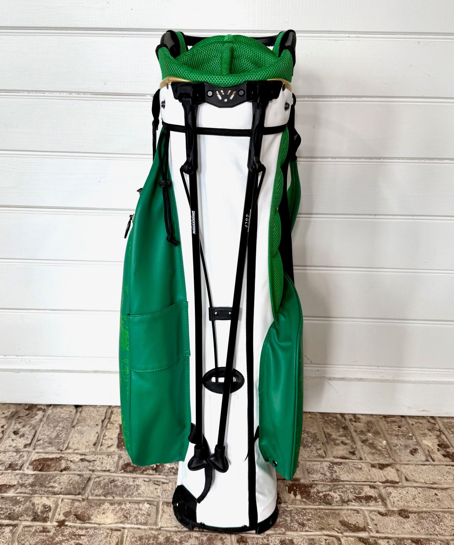 LIKE NEW Bridgestone 2025 Spring Green/White/Gold Masters Stand Bag W/Cover.