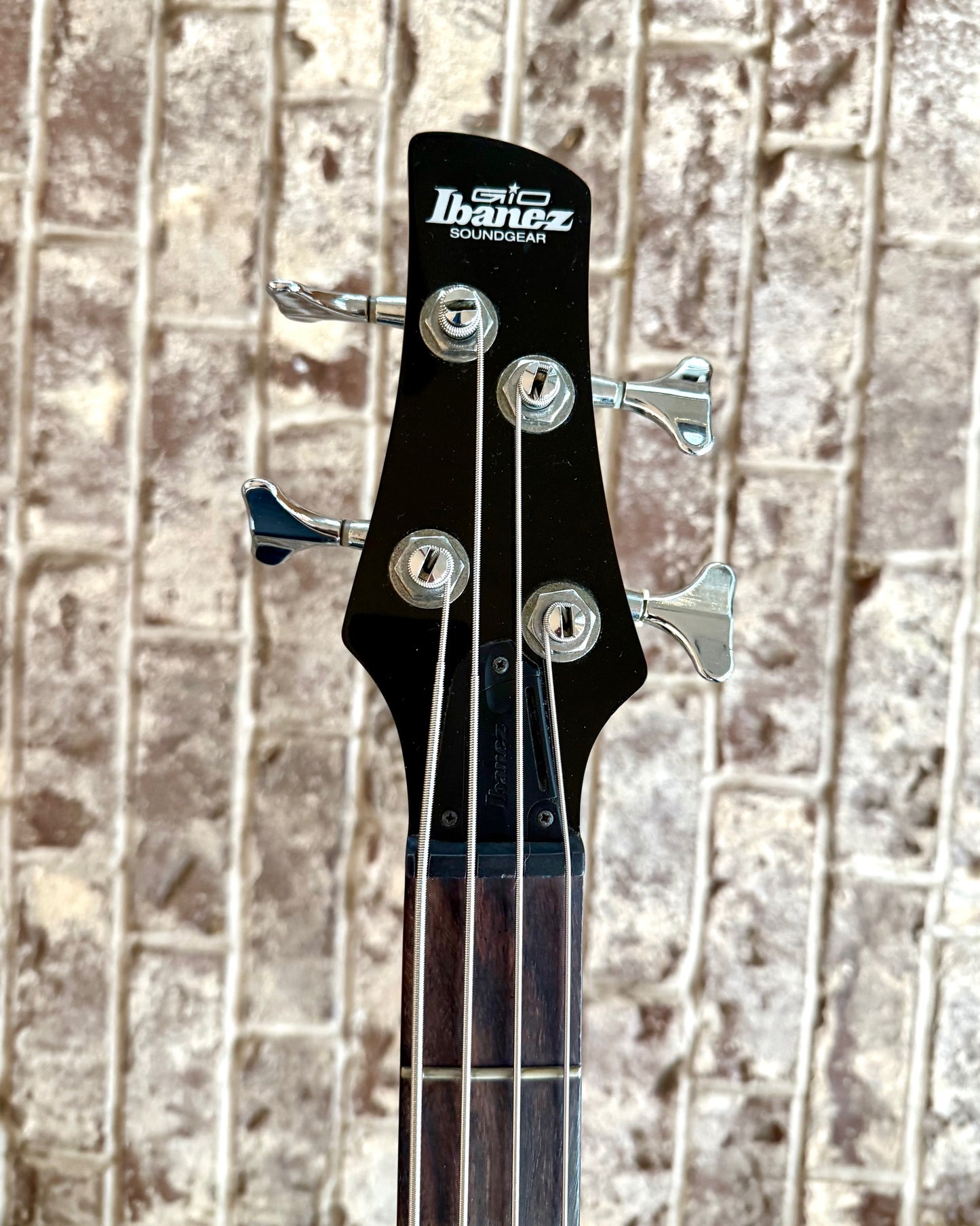 Ibanez GSR200 Pearl White Electric Bass Guitar