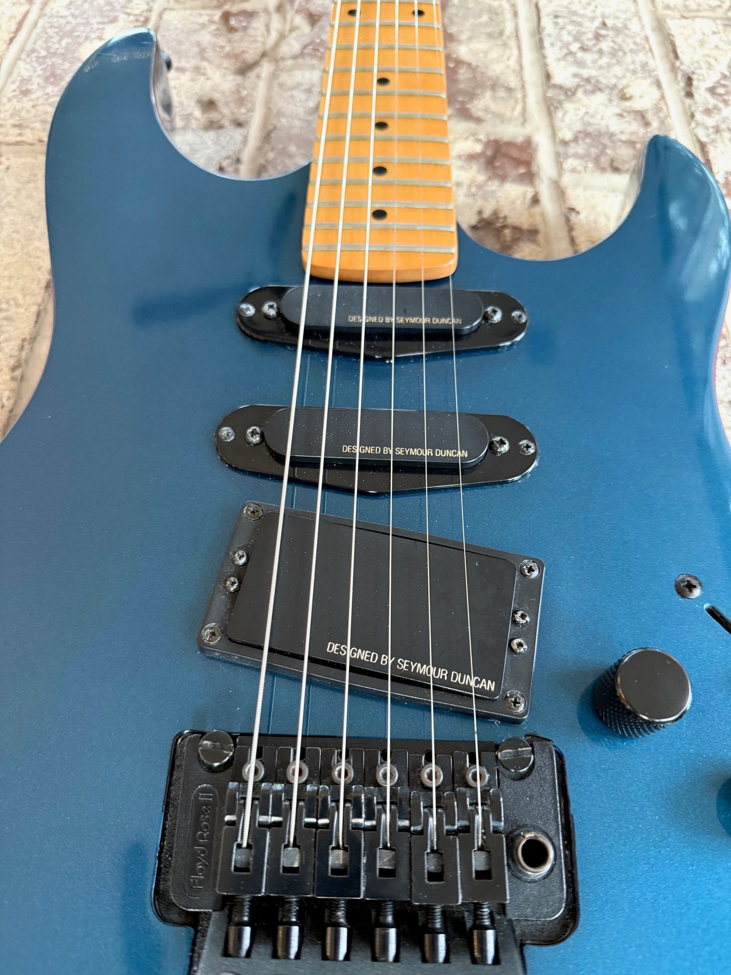 Vintage 1988-89 Kramer 100 Series 615 Electric Guitar