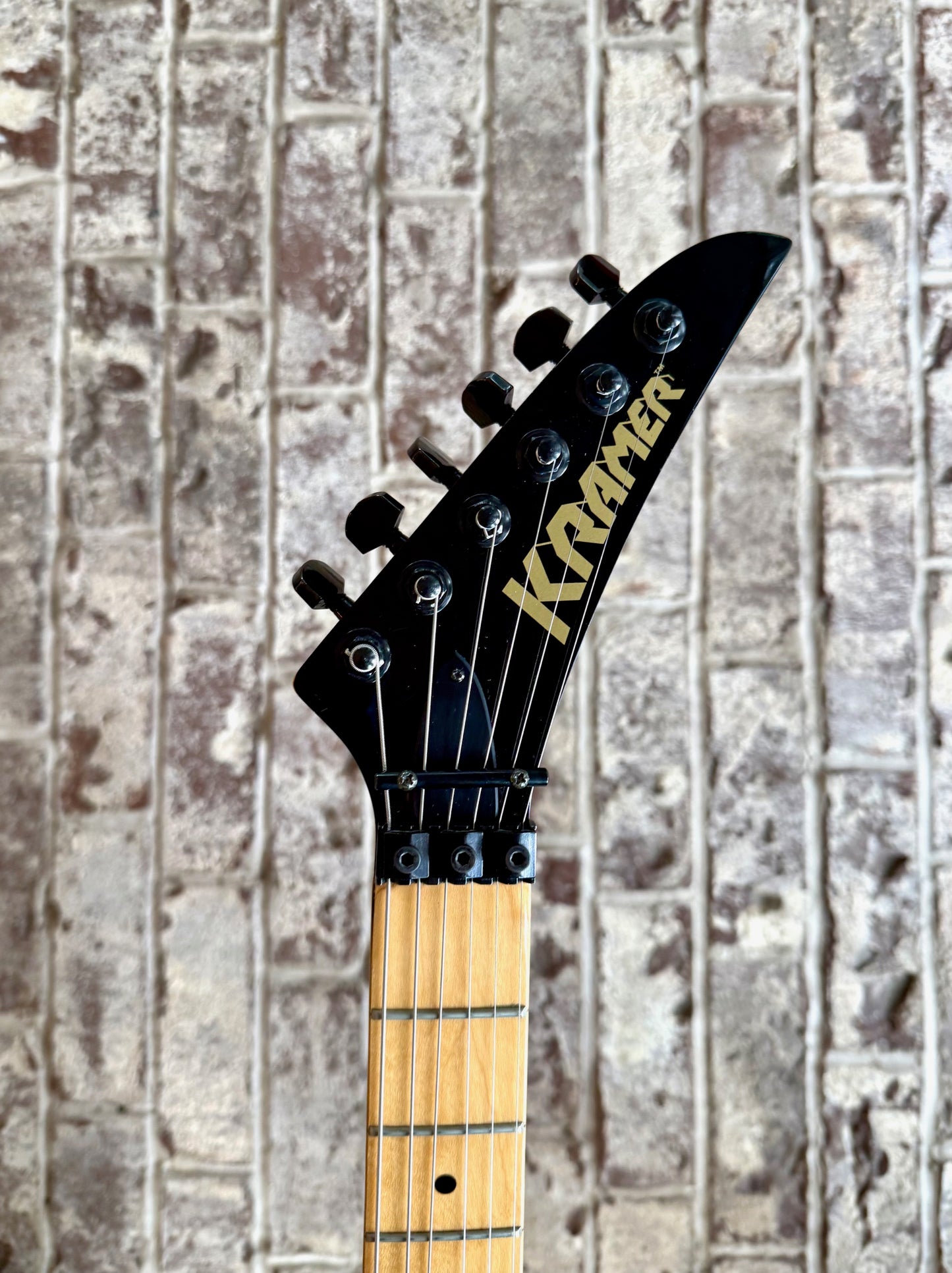Vintage 1988-89 Kramer 100 Series 615 Electric Guitar