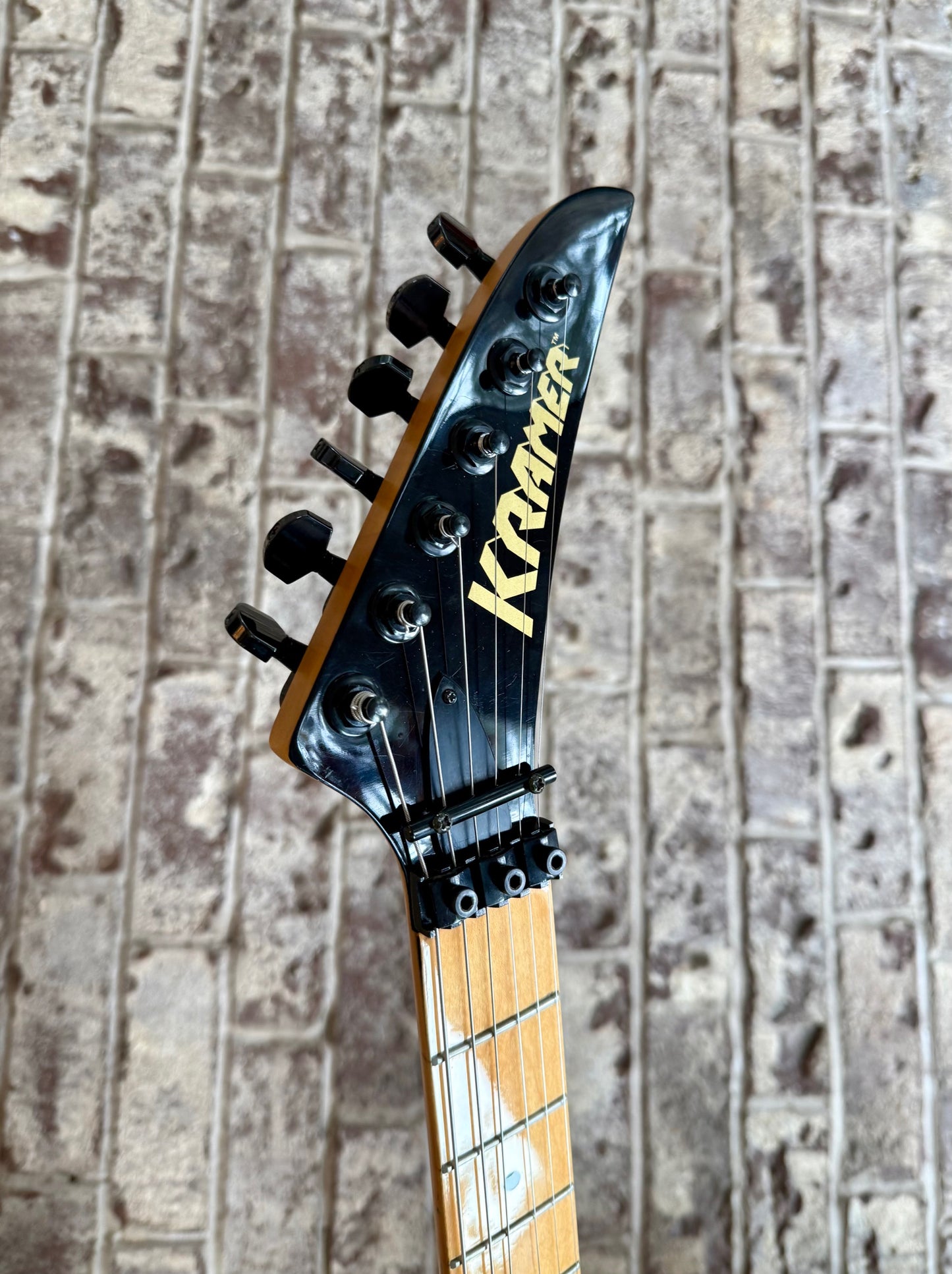 Vintage 1988-89 Kramer 100 Series 615 Electric Guitar