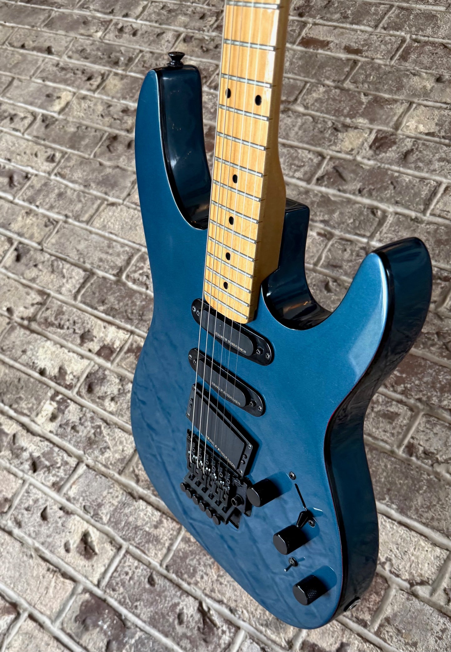 Vintage 1988-89 Kramer 100 Series 615 Electric Guitar