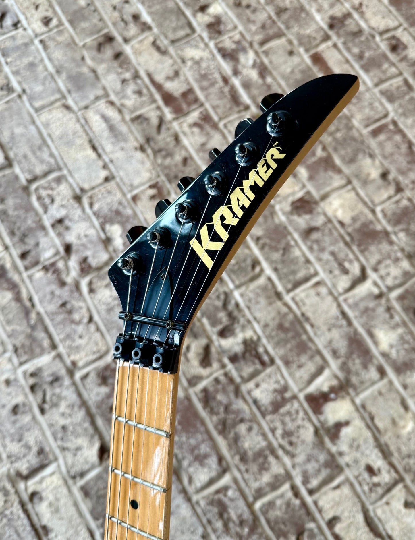 Vintage 1988-89 Kramer 100 Series 615 Electric Guitar