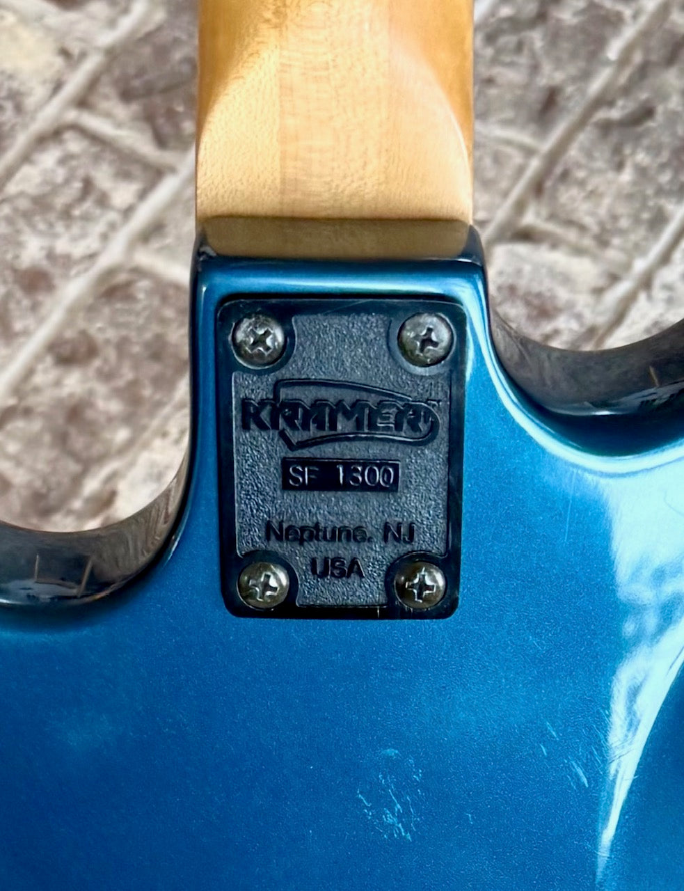 Vintage 1988-89 Kramer 100 Series 615 Electric Guitar