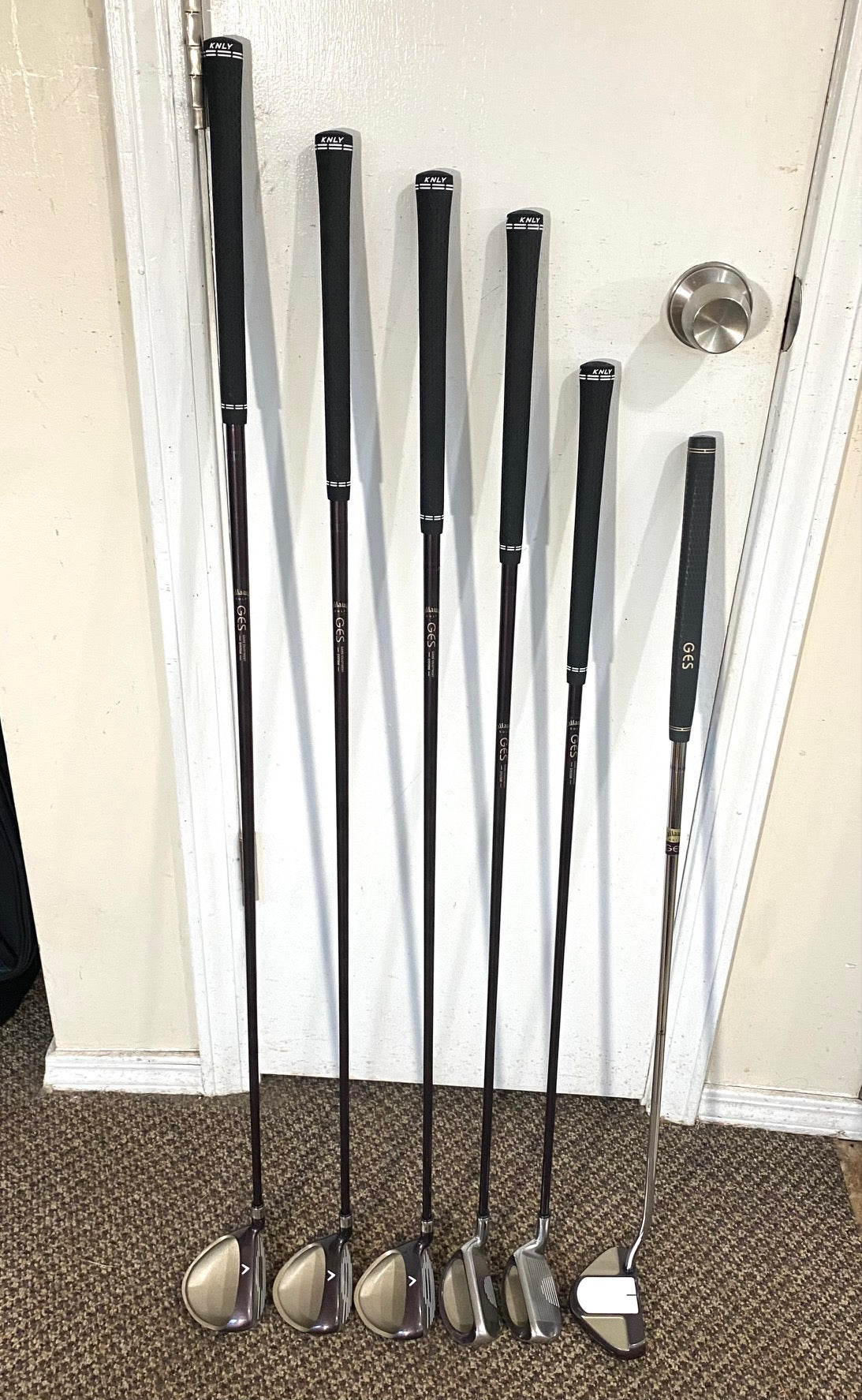 Ladies Callaway GES Set of Golf Clubs W/Bag & NEW GRIPS