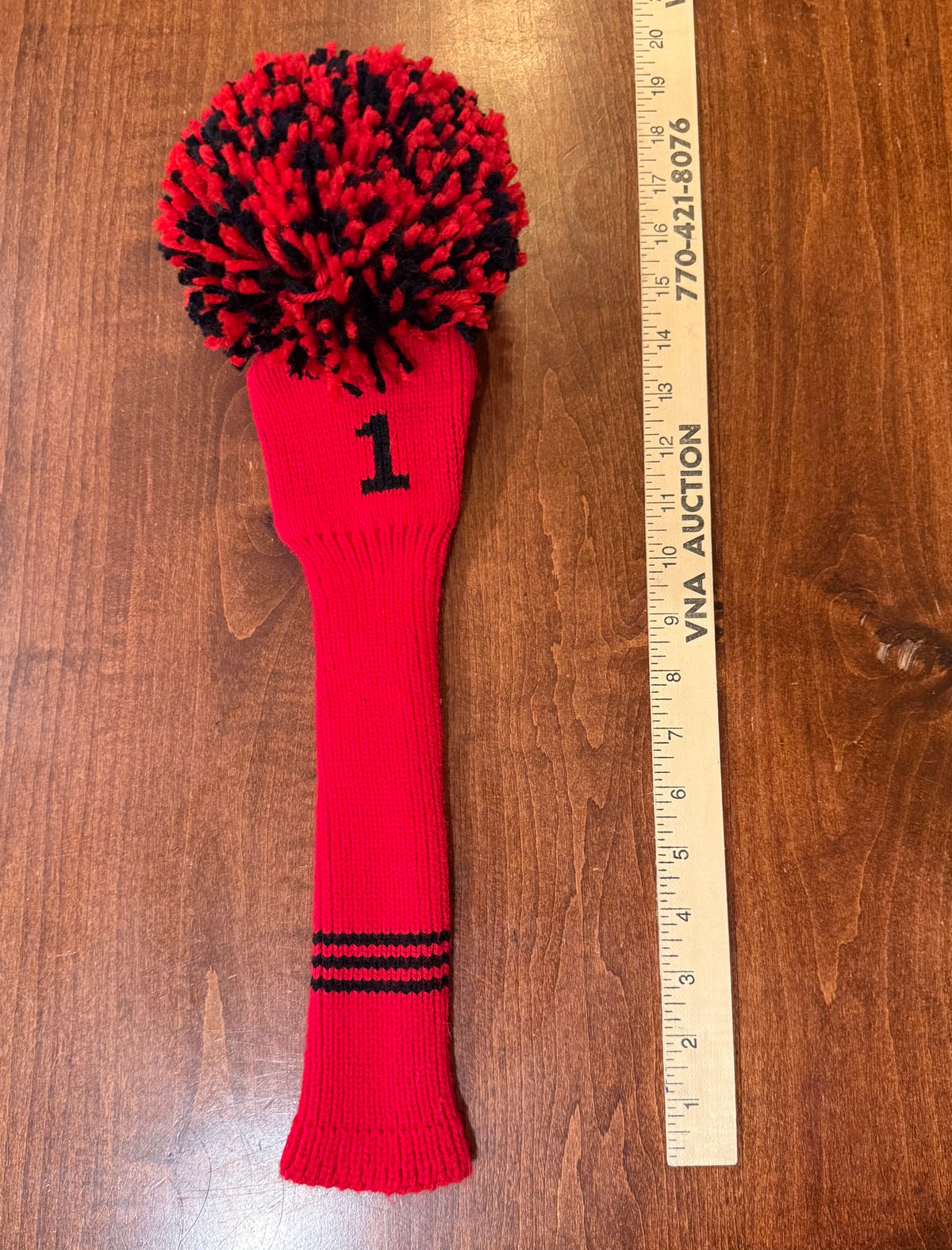 The "Giant" Vintage Pom-Pom Knit Driver Cover RED/BLACK. NEW NOS
