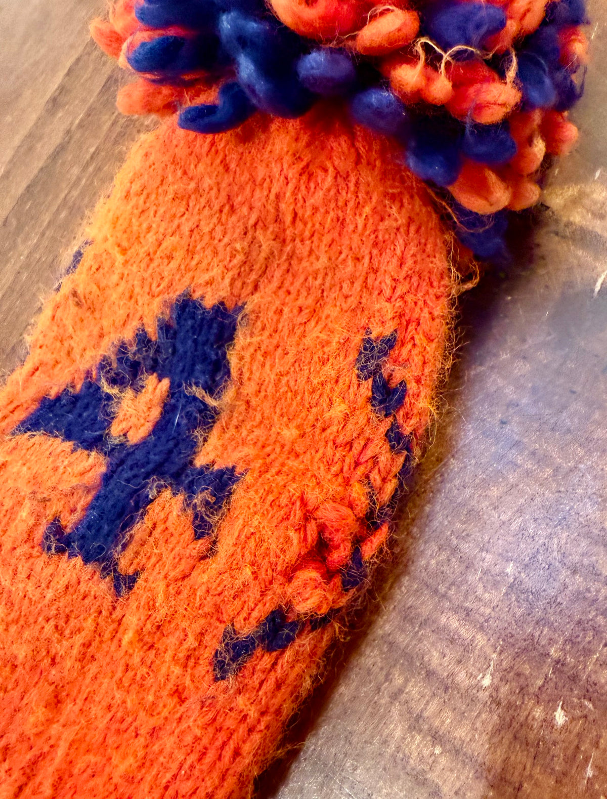 Vintage Pom-Pom 4 Orange/Navy Knit Club Headcover