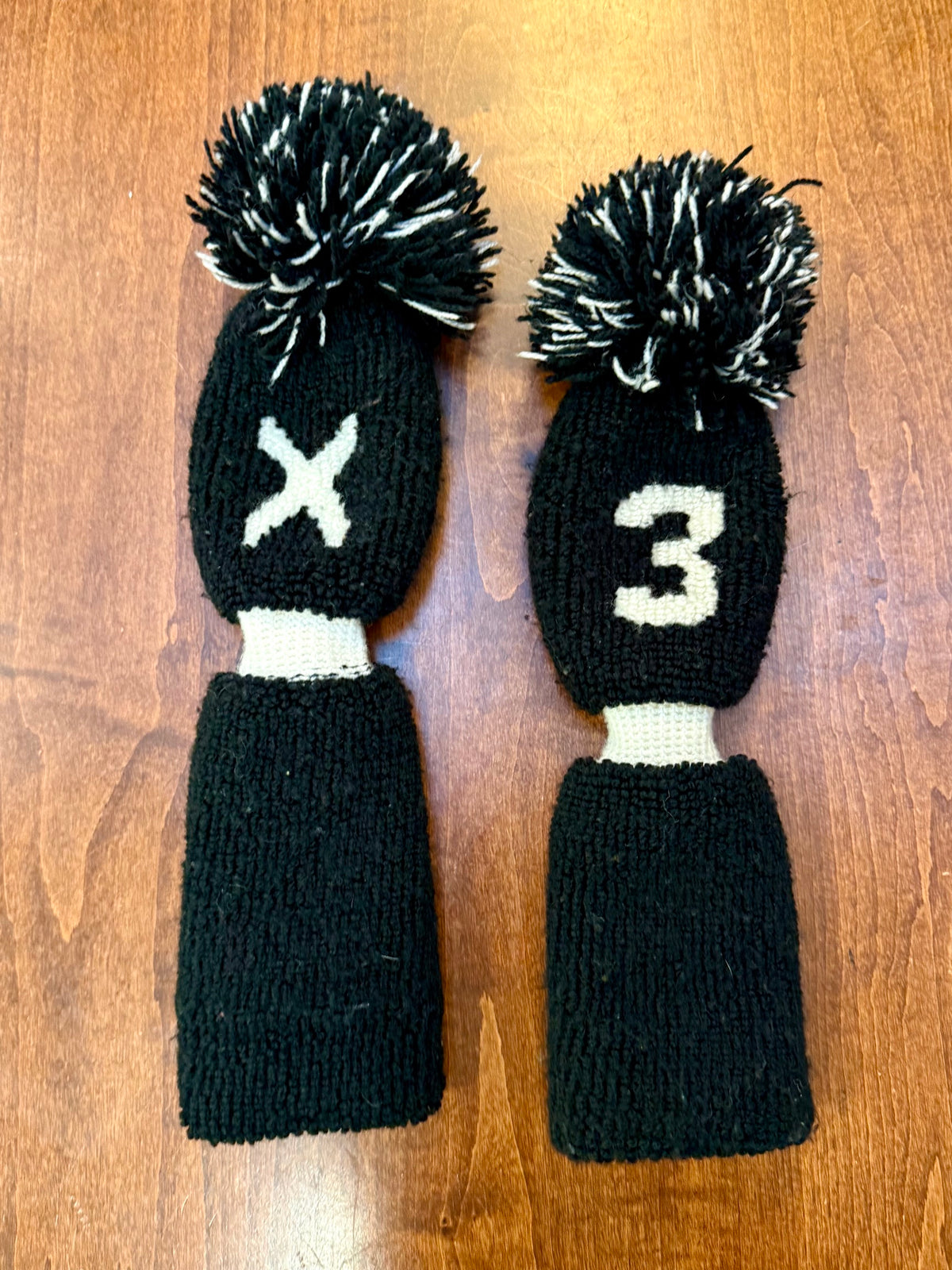 Vintage Pom-Pom Black/White Knit Club Headcover Set of 2 (3 & X)