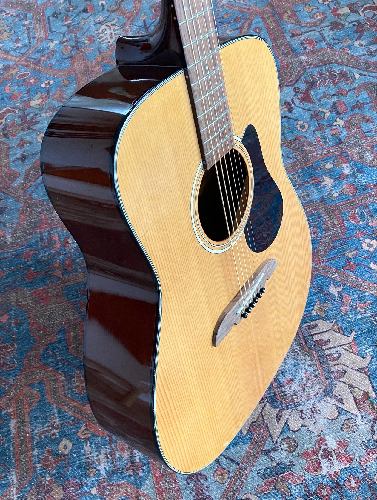 Alvarez RD-10 2010 Acoustic Guitar