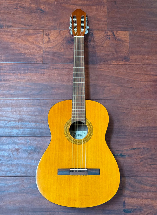 Takamine Jasmine C-22 Classical Acoustic Guitar