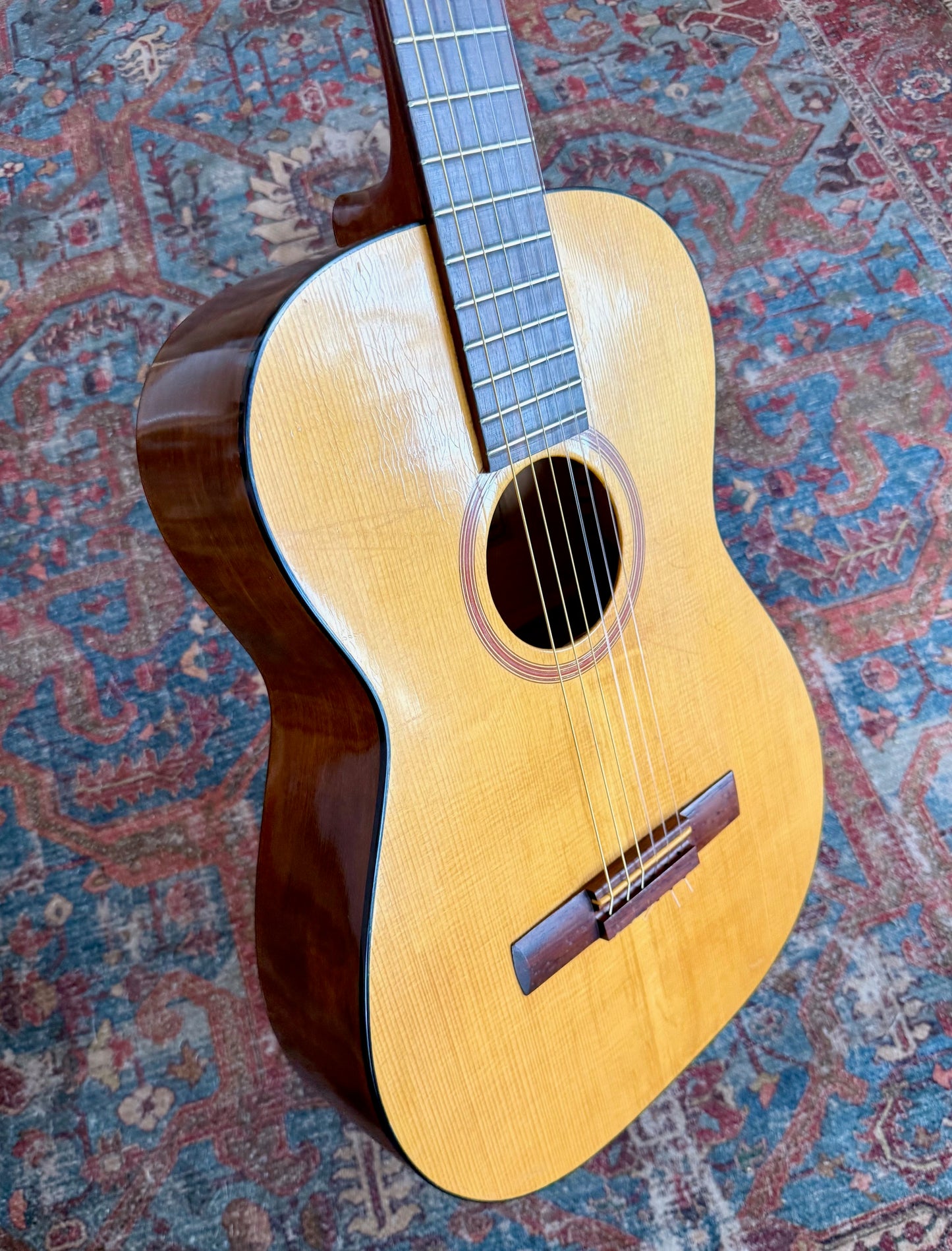 Vintage 1966 Goya G-10 ALL SOLID Classical Guitar Levin-Made in Sweden W/Case.