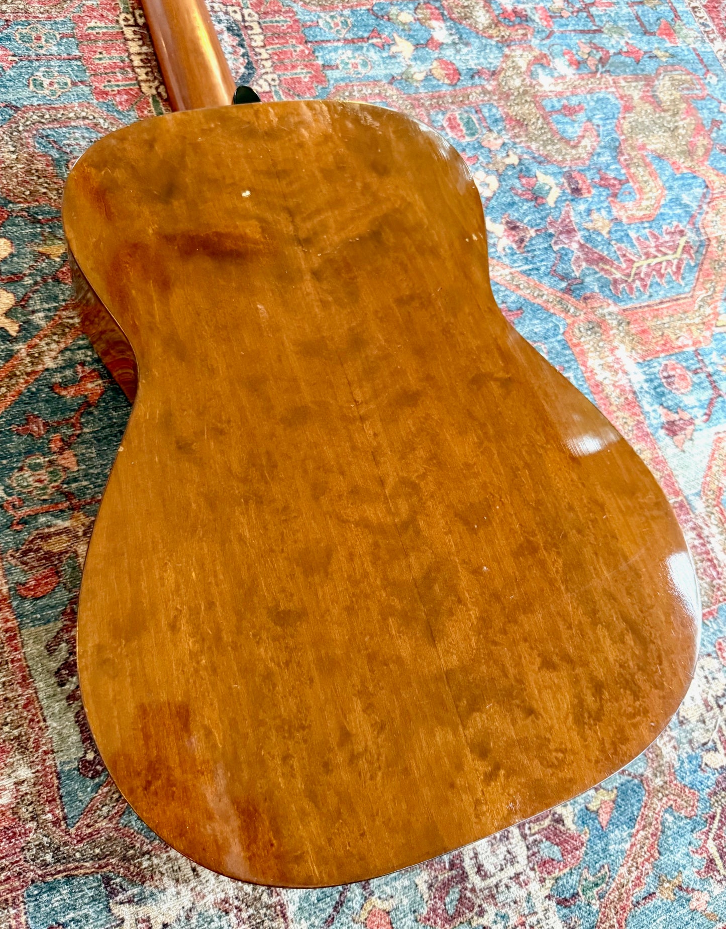 Vintage 1966 Goya G-10 ALL SOLID Classical Guitar Levin-Made in Sweden W/Case.