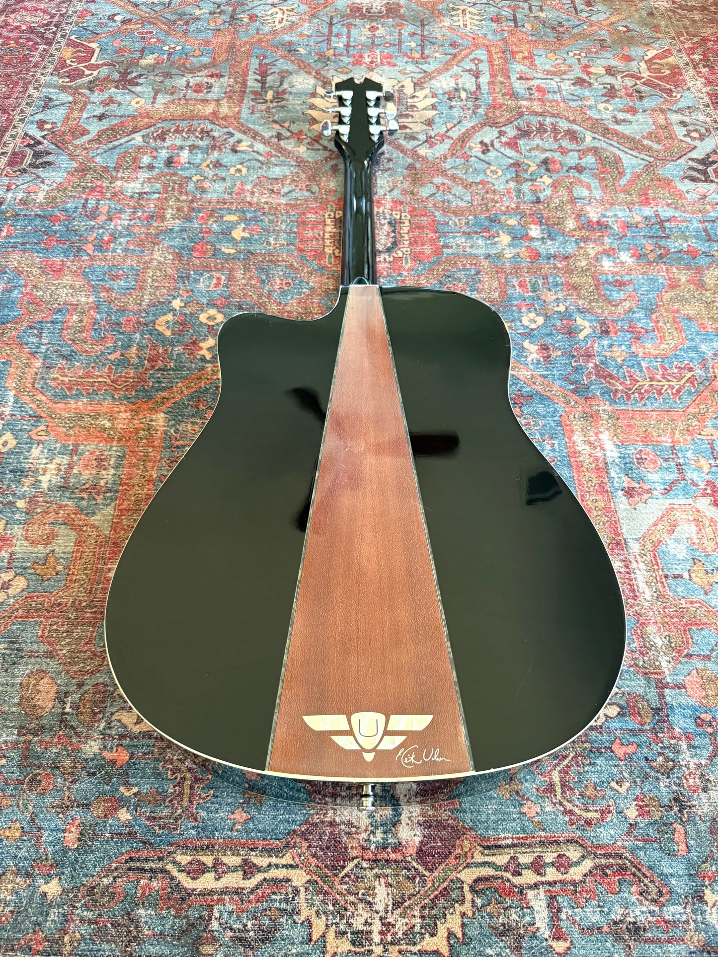 Keith Urban "Player" Acoustic Guitar Excellent Condition