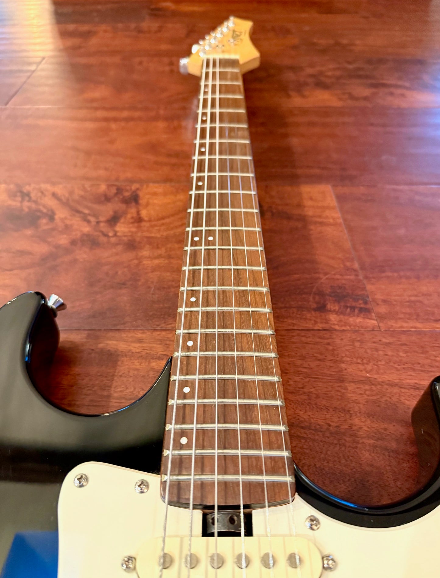 Vinci Signature Series Black Electric Guitar