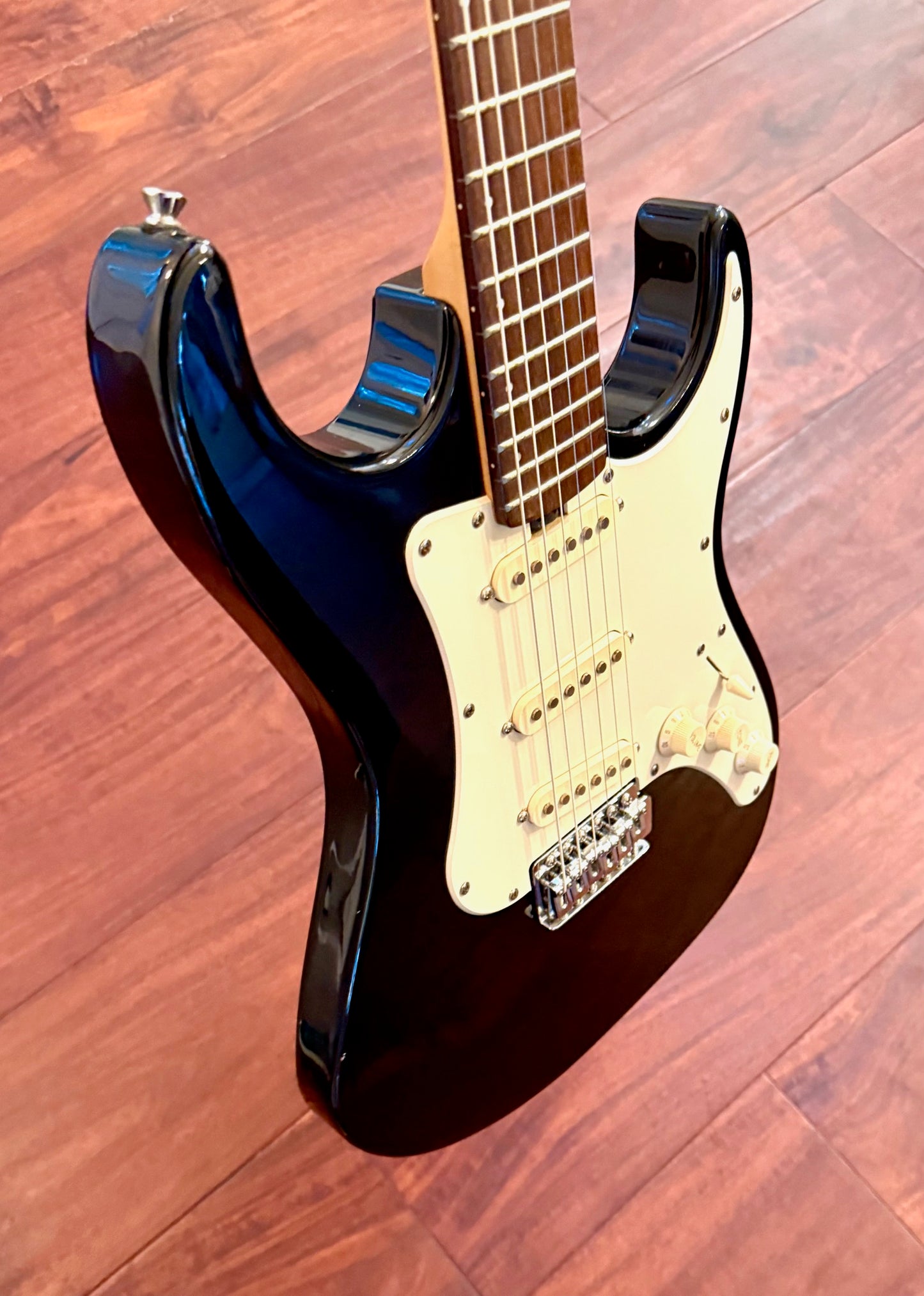 Vinci Signature Series Black Electric Guitar