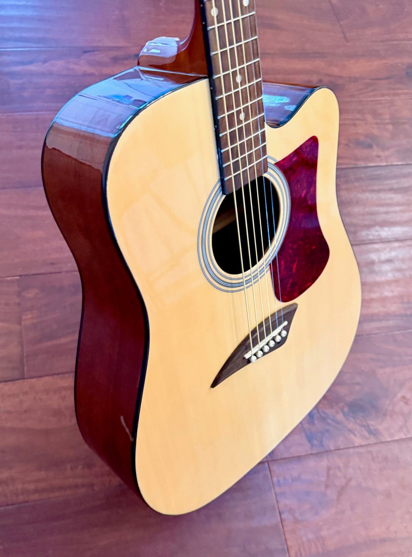 Kona K1GL Acoustic Cutaway Guitar