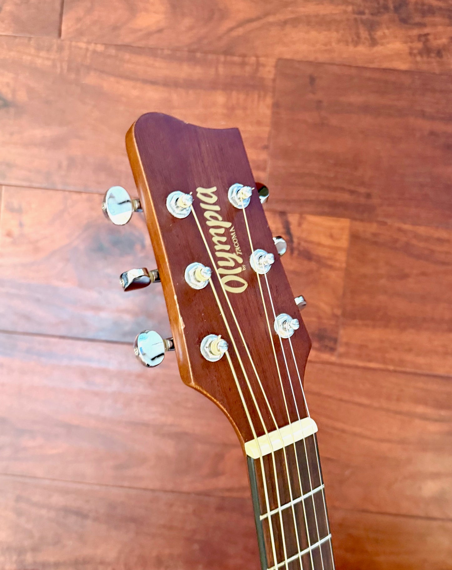 Tacoma Olympia OP-2, 3/4 Size Acoustic Guitar