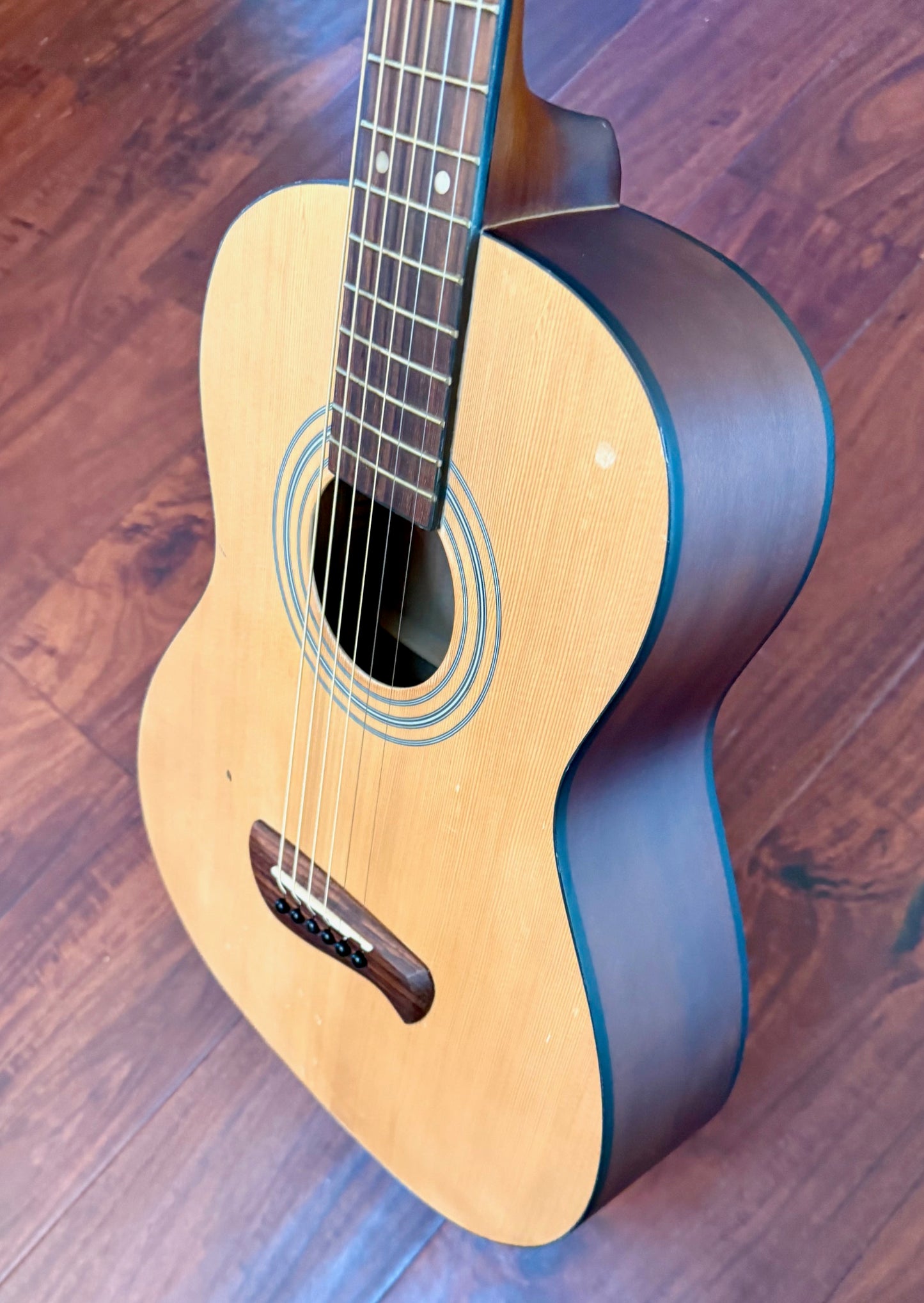 Tacoma Olympia OP-2, 3/4 Size Acoustic Guitar