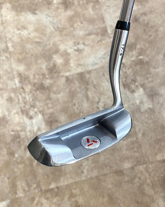 Paragon 17-4 Left-Handed 35" Chipper Golf Club Excellent Condition