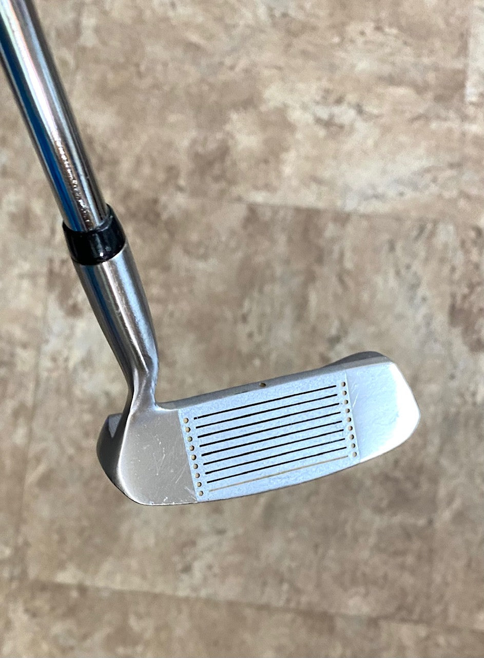 Paragon 17-4 Left-Handed 35" Chipper Golf Club Excellent Condition