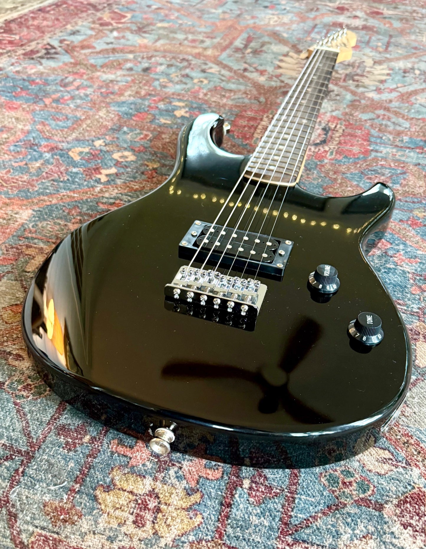 Peavey Rockmaster Black RH Electric Guitar