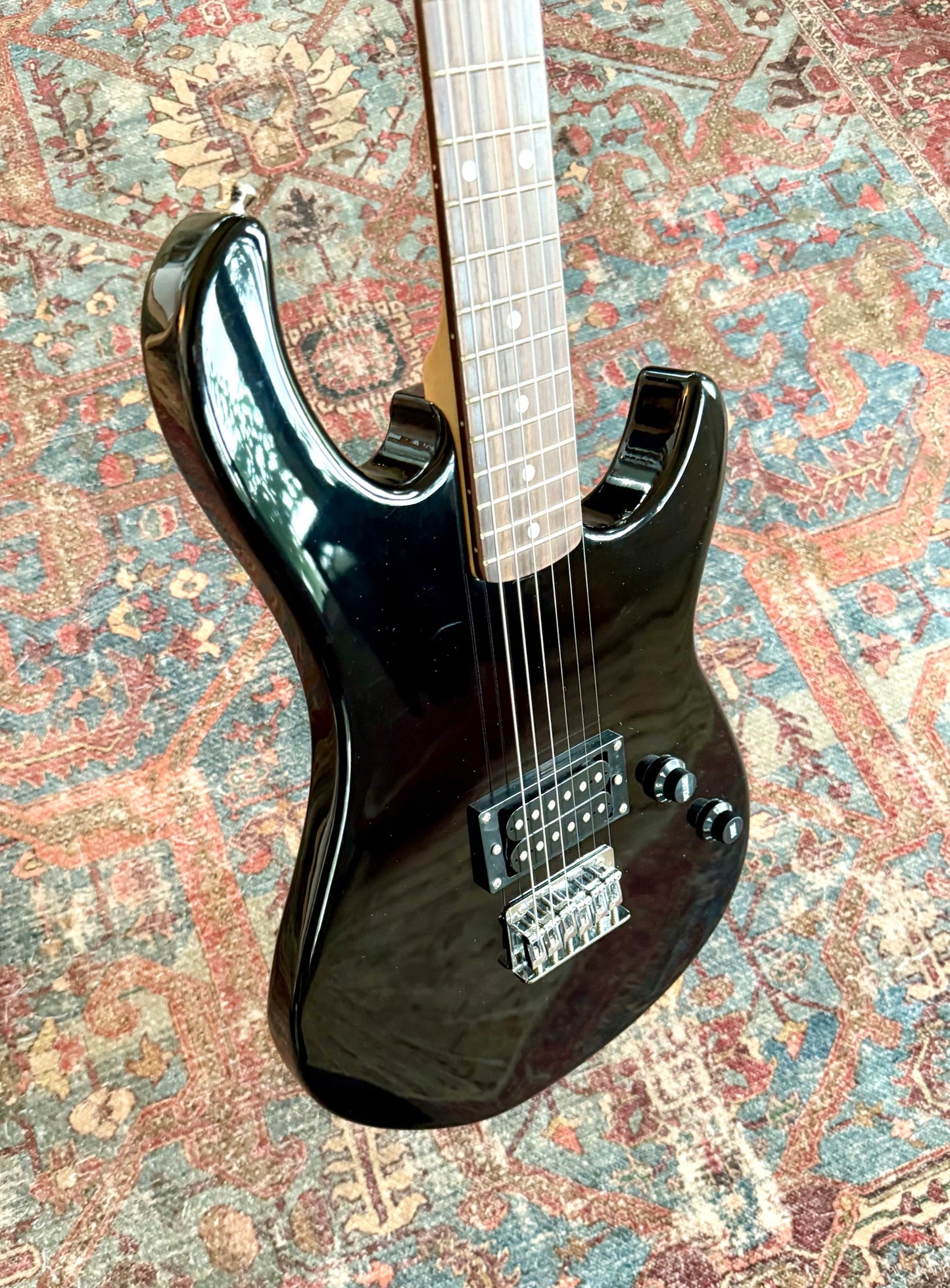 Peavey Rockmaster Black RH Electric Guitar