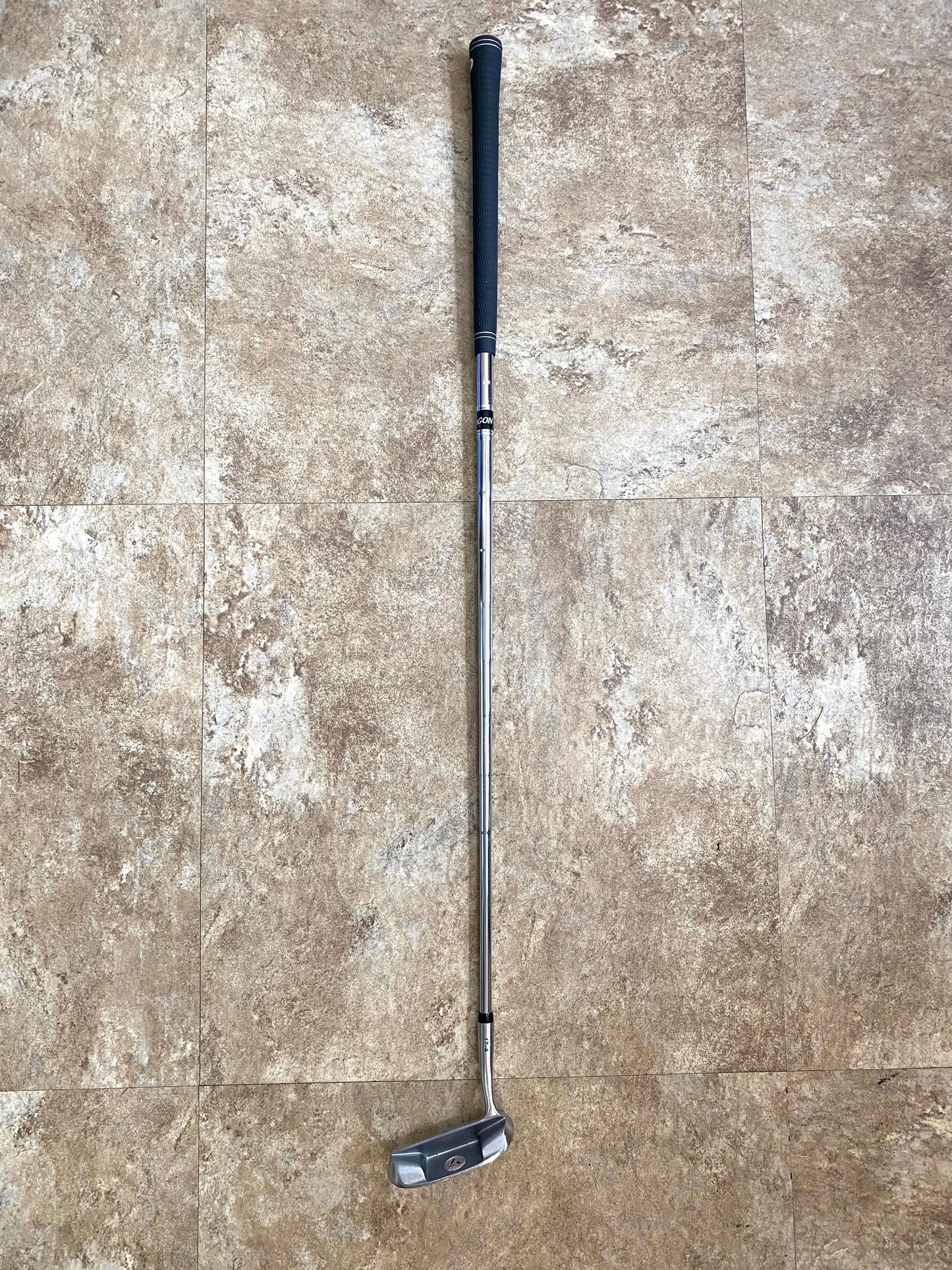 Paragon 17-4 Left-Handed 35" Chipper Golf Club Excellent Condition