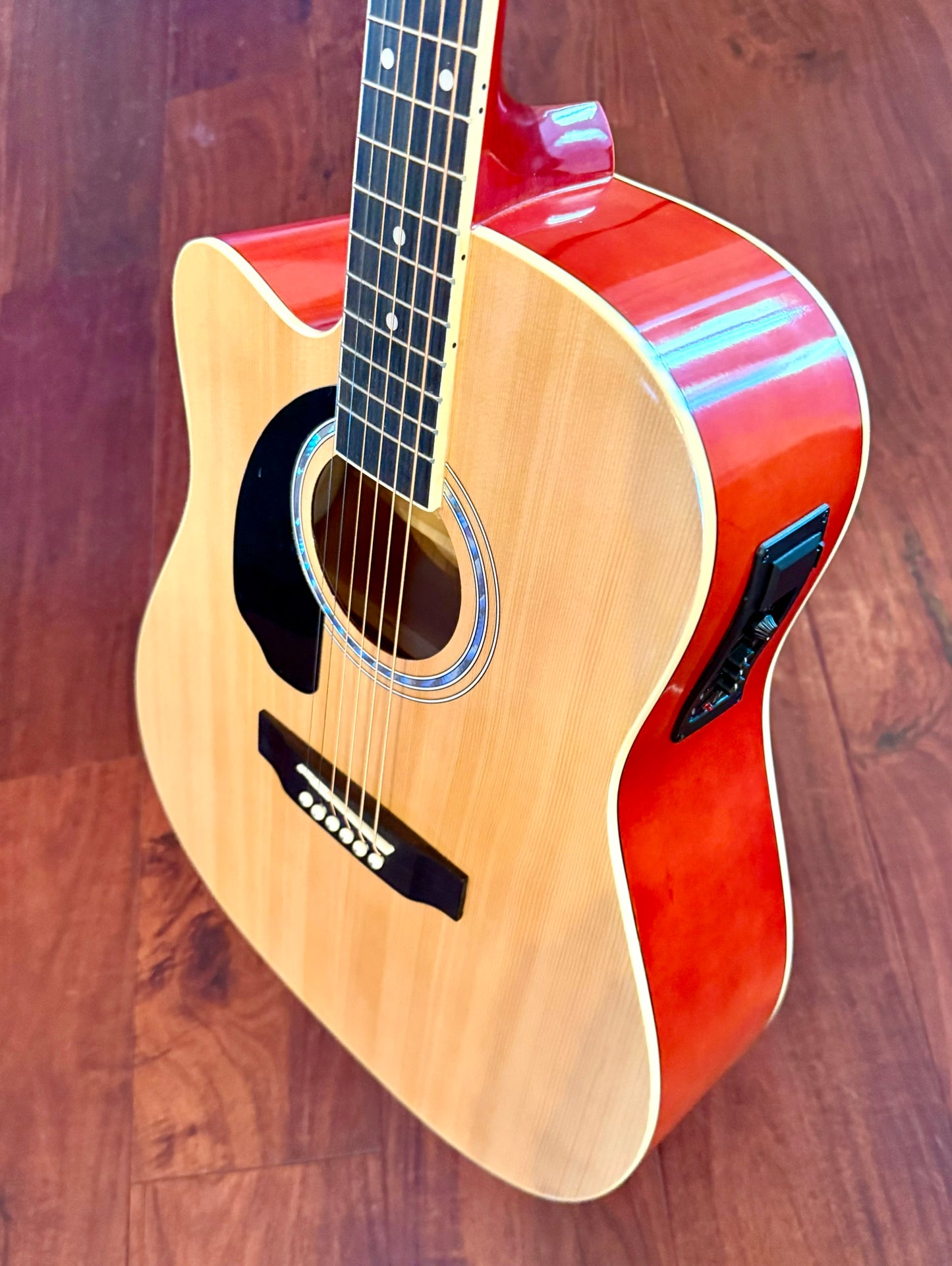 Left-Handed Ashthorpe D98 Acoustic Electric Guitar W/Bag & Extras