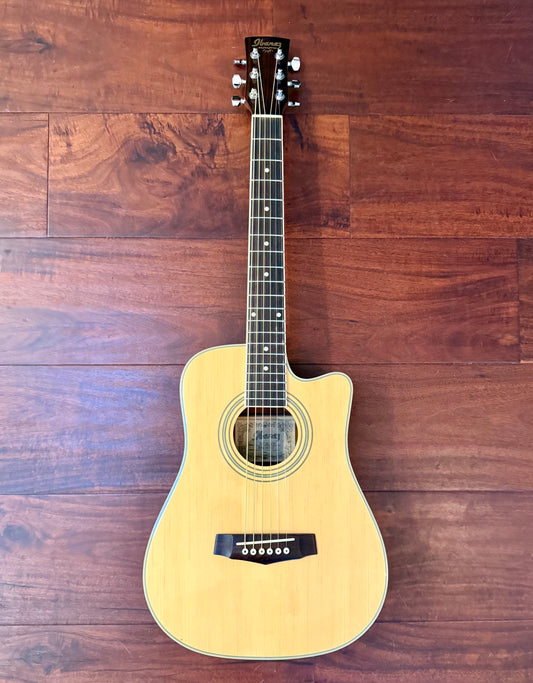 LIKE NEW Ibanez Daytripper DT10CNT 3/4 size Acoustic Guitar