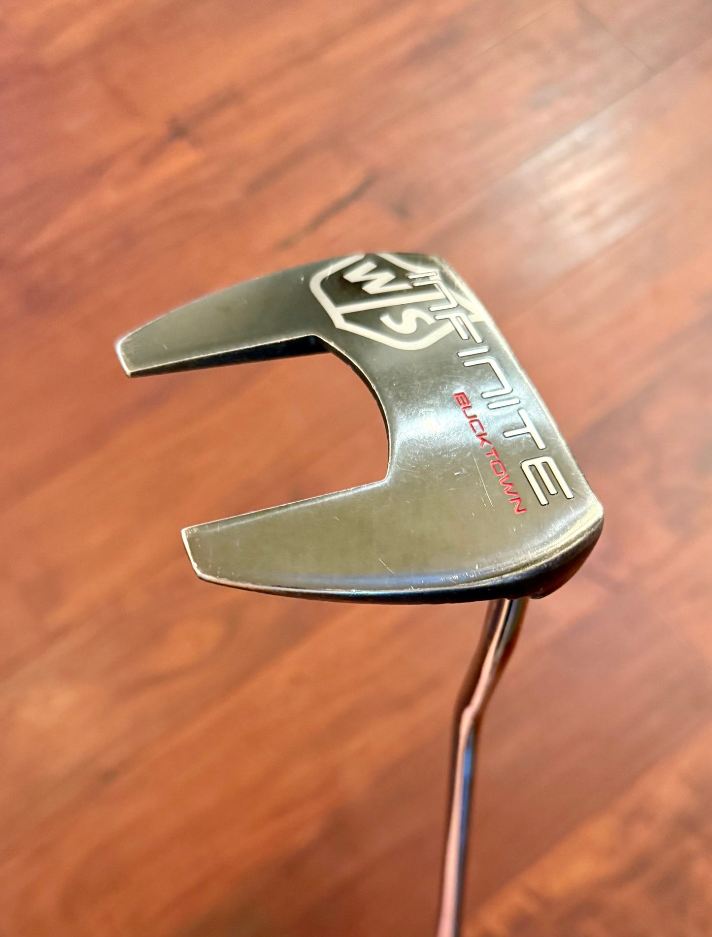 Wilson Infinite Bucktown Putter LIKE NEW