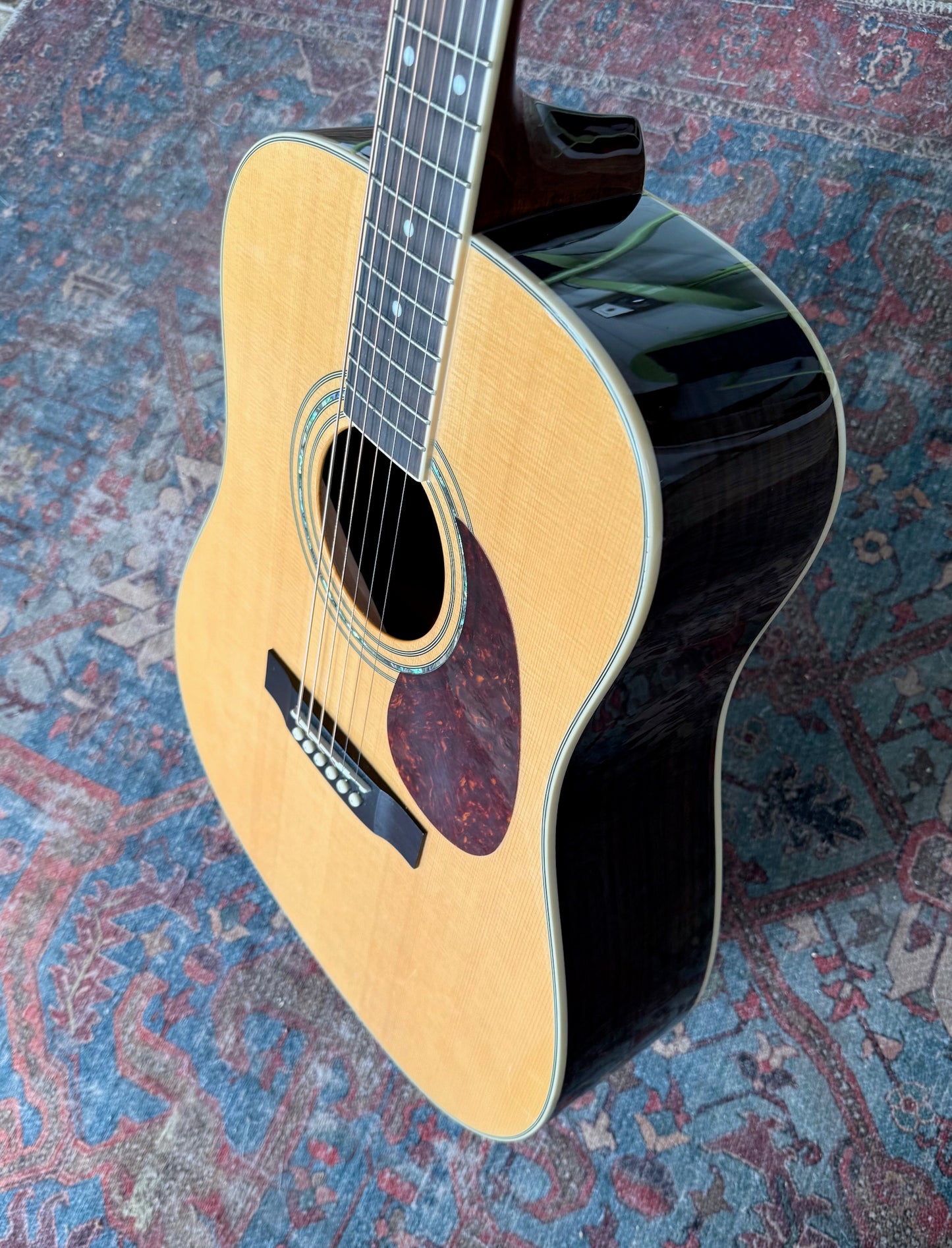 Laurel Canyon LD-200S/N Solid Top Acoustic Guitar