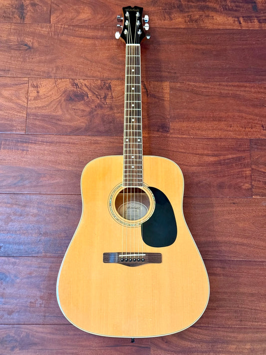Mitchell MD100 Acoustic Guitar
