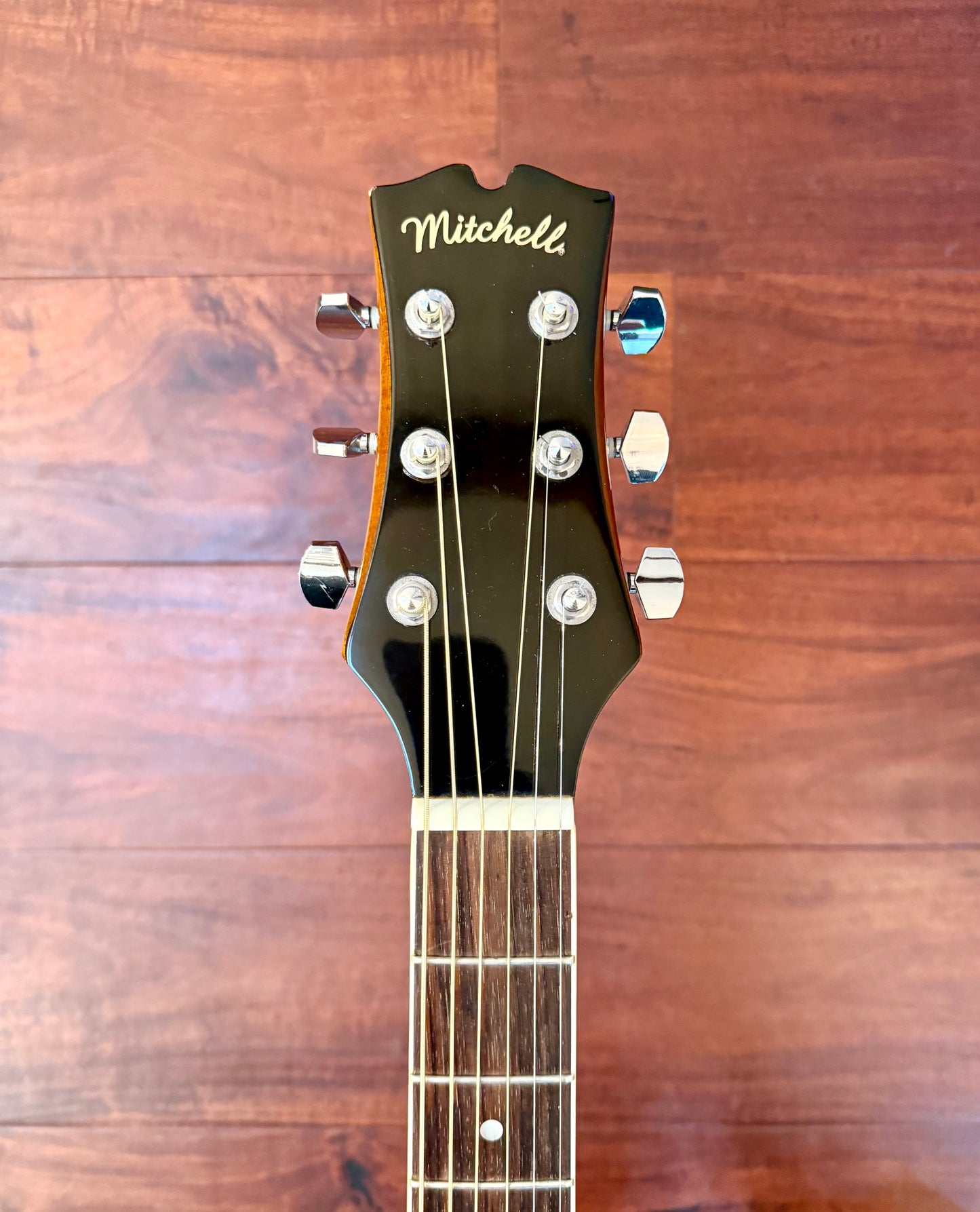 Mitchell MD100 Acoustic Guitar