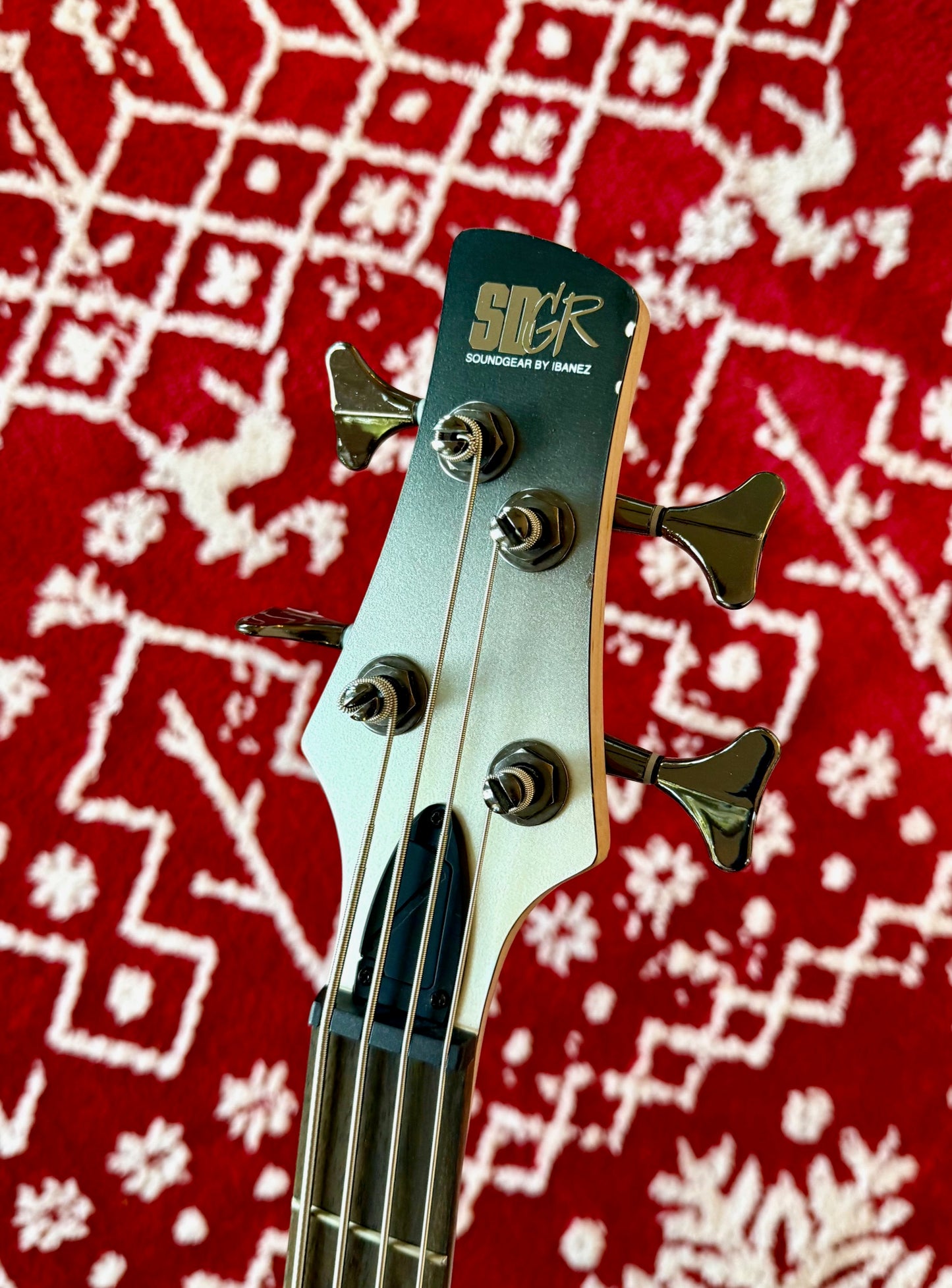 Ibanez SR300E 1P-01 Electric Bass Guitar, Pearl Black Fade