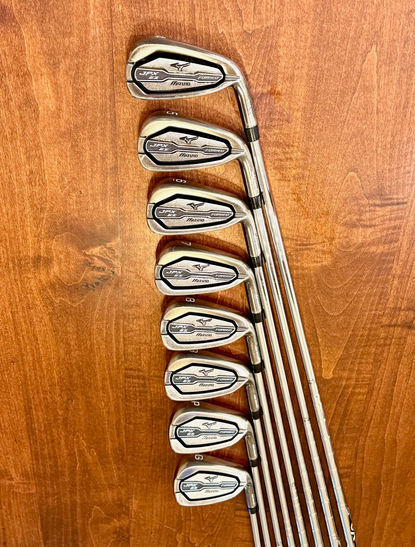 Mizuno JPX EZ Forged Black Ni Iron Set 4-PW,GW