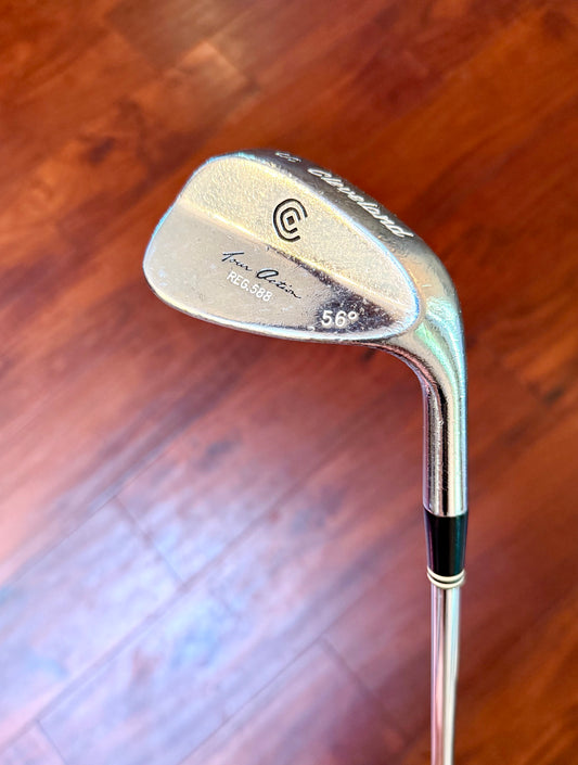 Cleveland Tour Action 588 56* SW Sand Wedge Golf Club with NEW GRIP