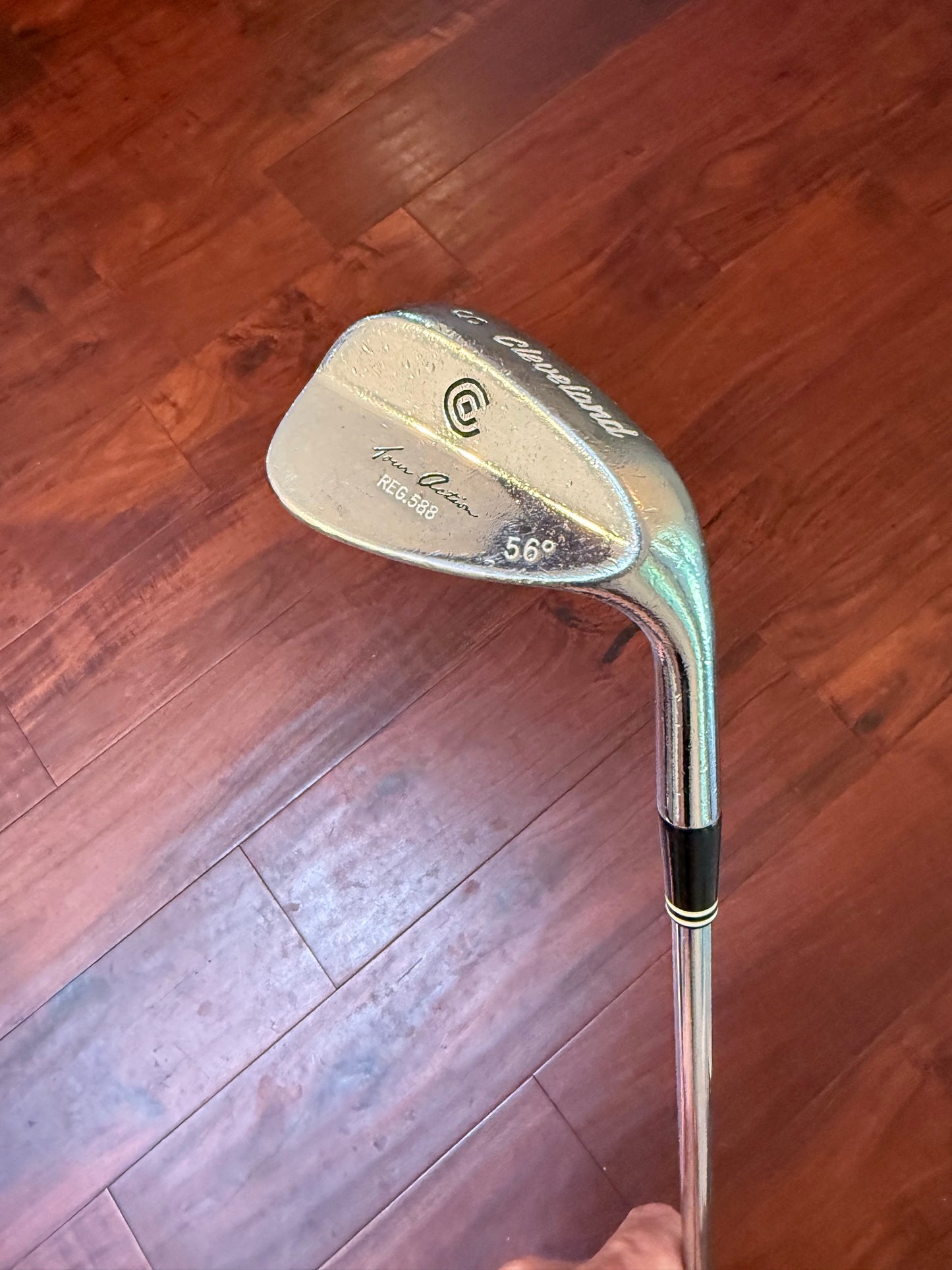 Cleveland Tour Action 588 56* SW Sand Wedge Golf Club with NEW GRIP