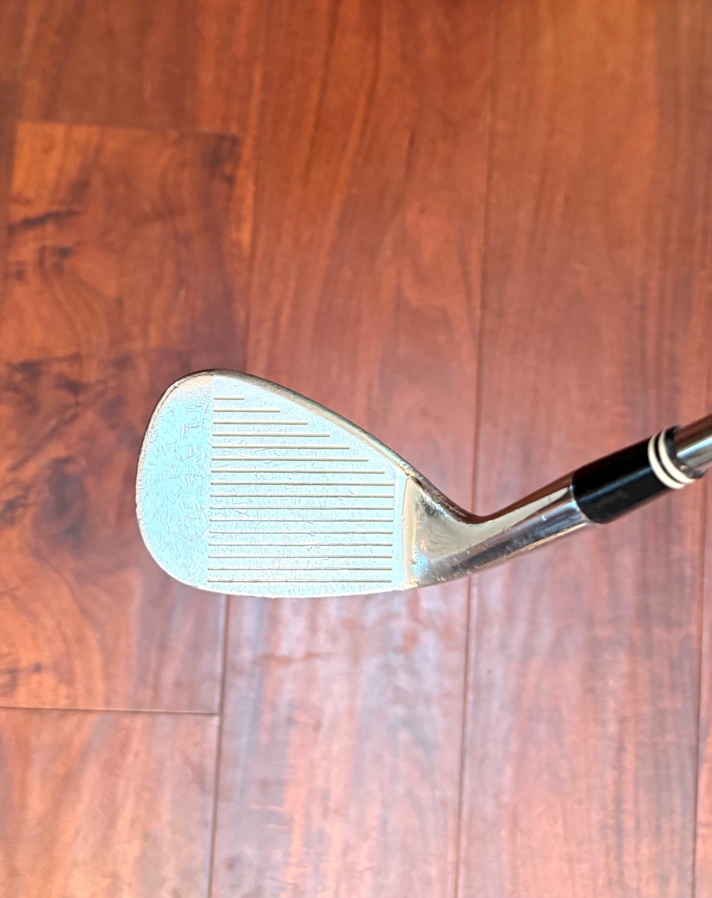 Cleveland Tour Action 588 56* SW Sand Wedge Golf Club with NEW GRIP