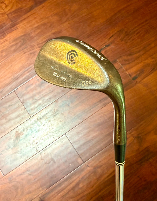 Cleveland 485 52* Wedge Golf Club