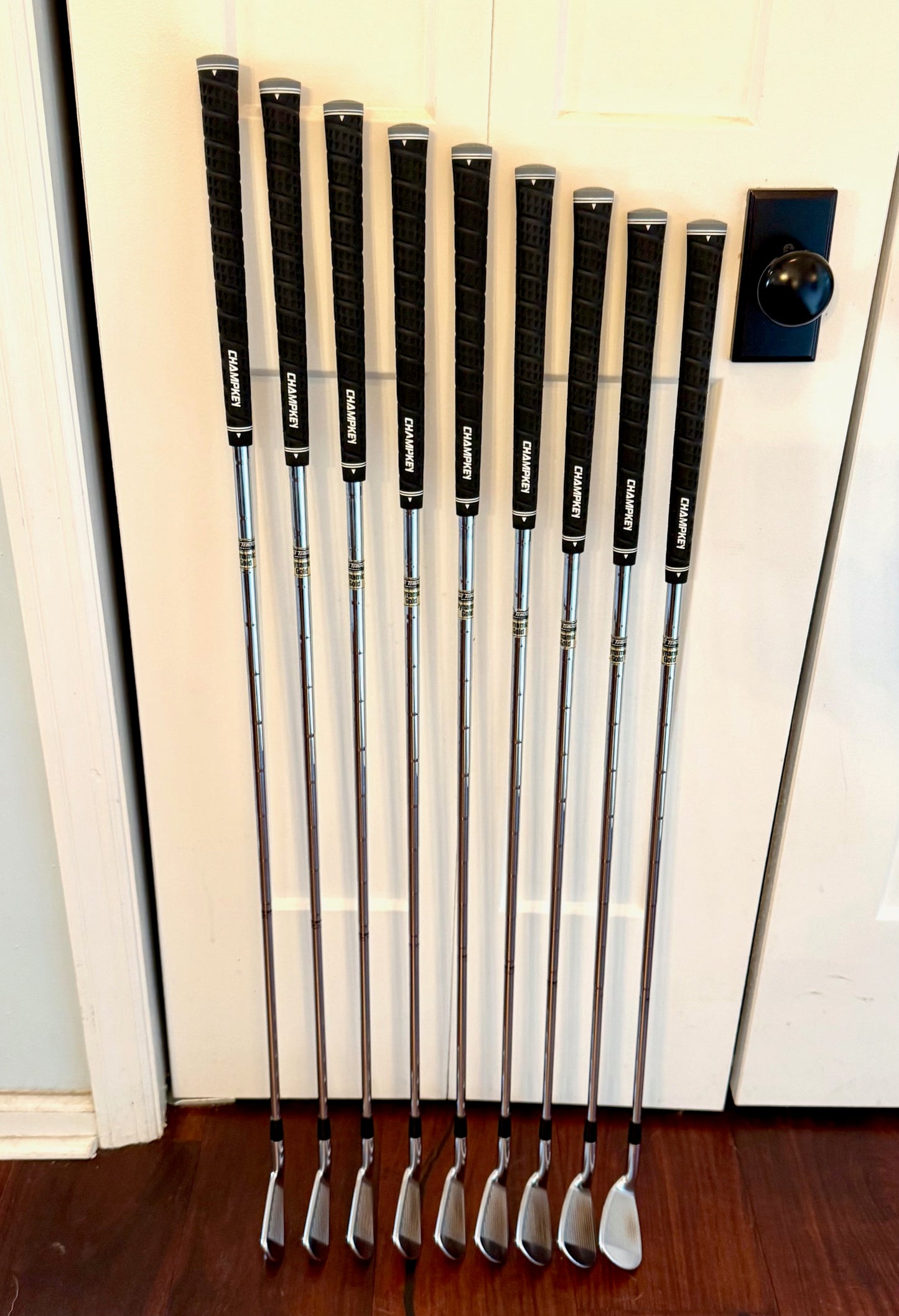 Mizuno MP-32 Forged Irons Set 2-PW NEW GRIPS