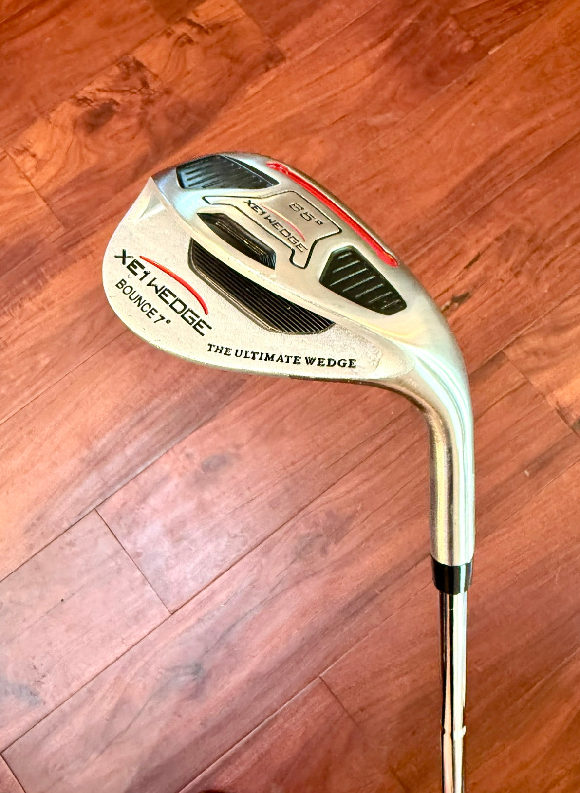 XE1 LW Wedge 65 Degree Lob Wedge Golf Club LIKE NEW